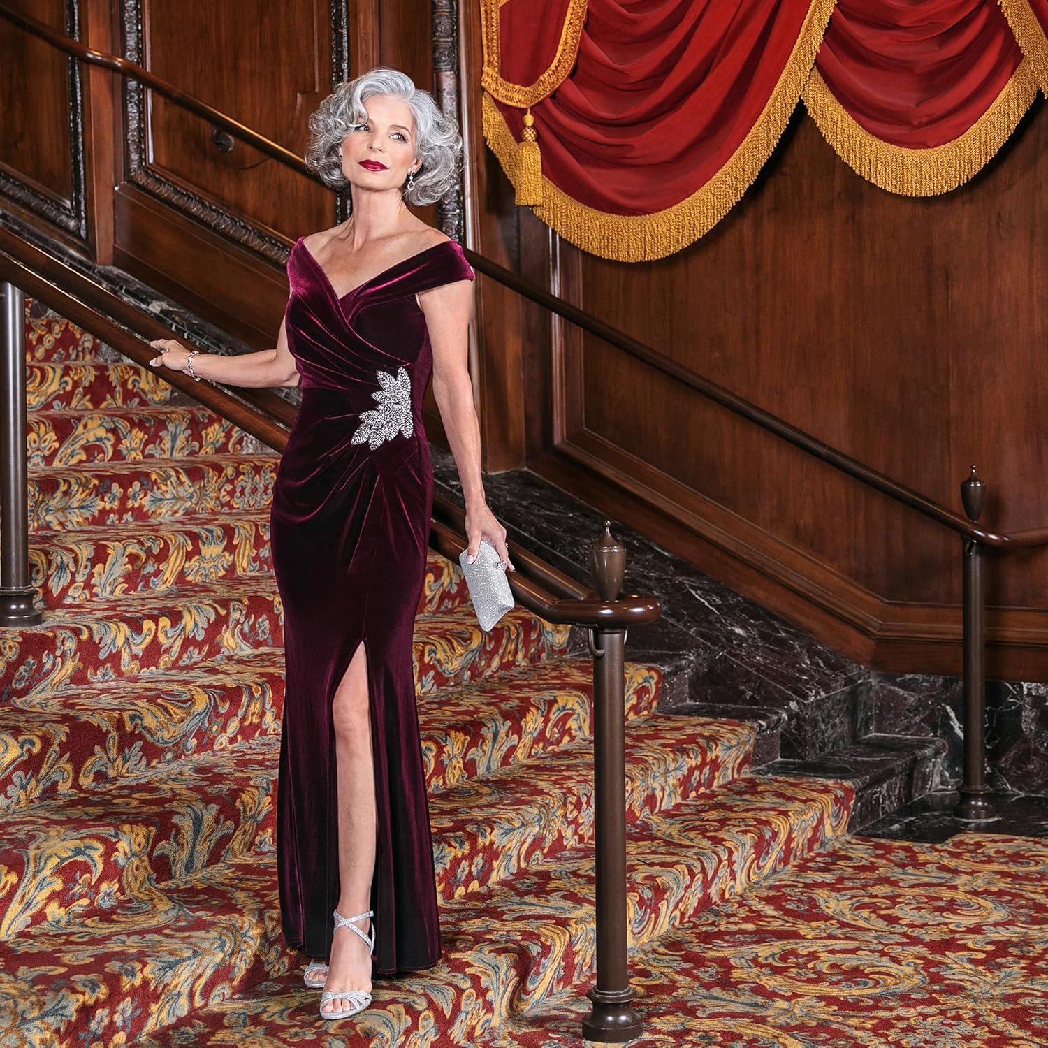 Alex Evenings Womens Long Velvet Off The Shoulder Fit and Flare Holiday Dress, Formal Gown (Petite and Regular Sizes)