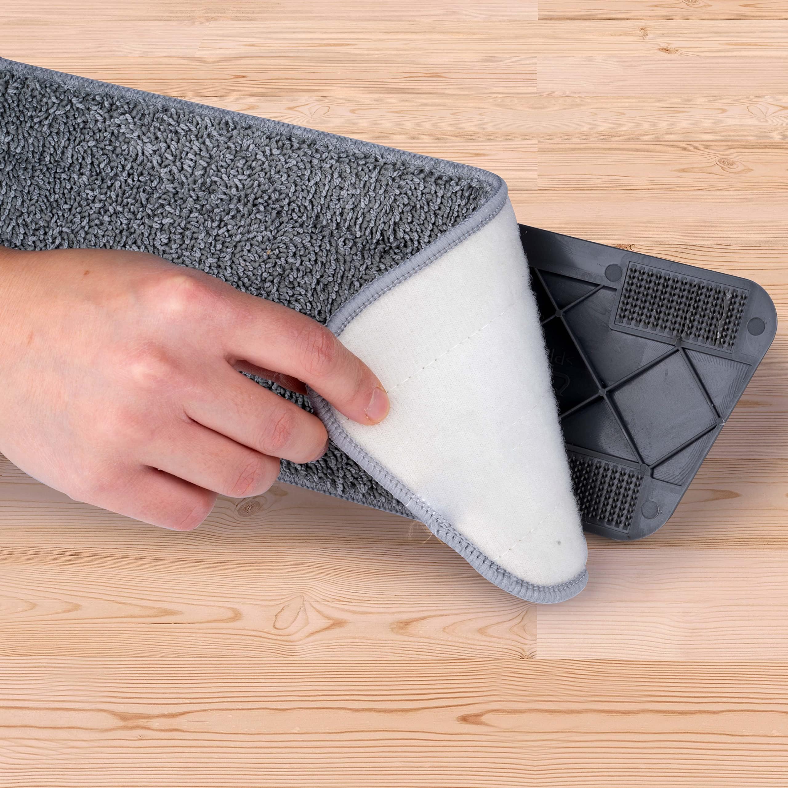 Dirt Devil Mop ze spryskiwaczem, obracany o 360°, w zestawie ze ściereczką do mopa, butelka do uzupełniania 640 ml, do użytku na mokro i na sucho, tworzywo sztuczne, kolor szary