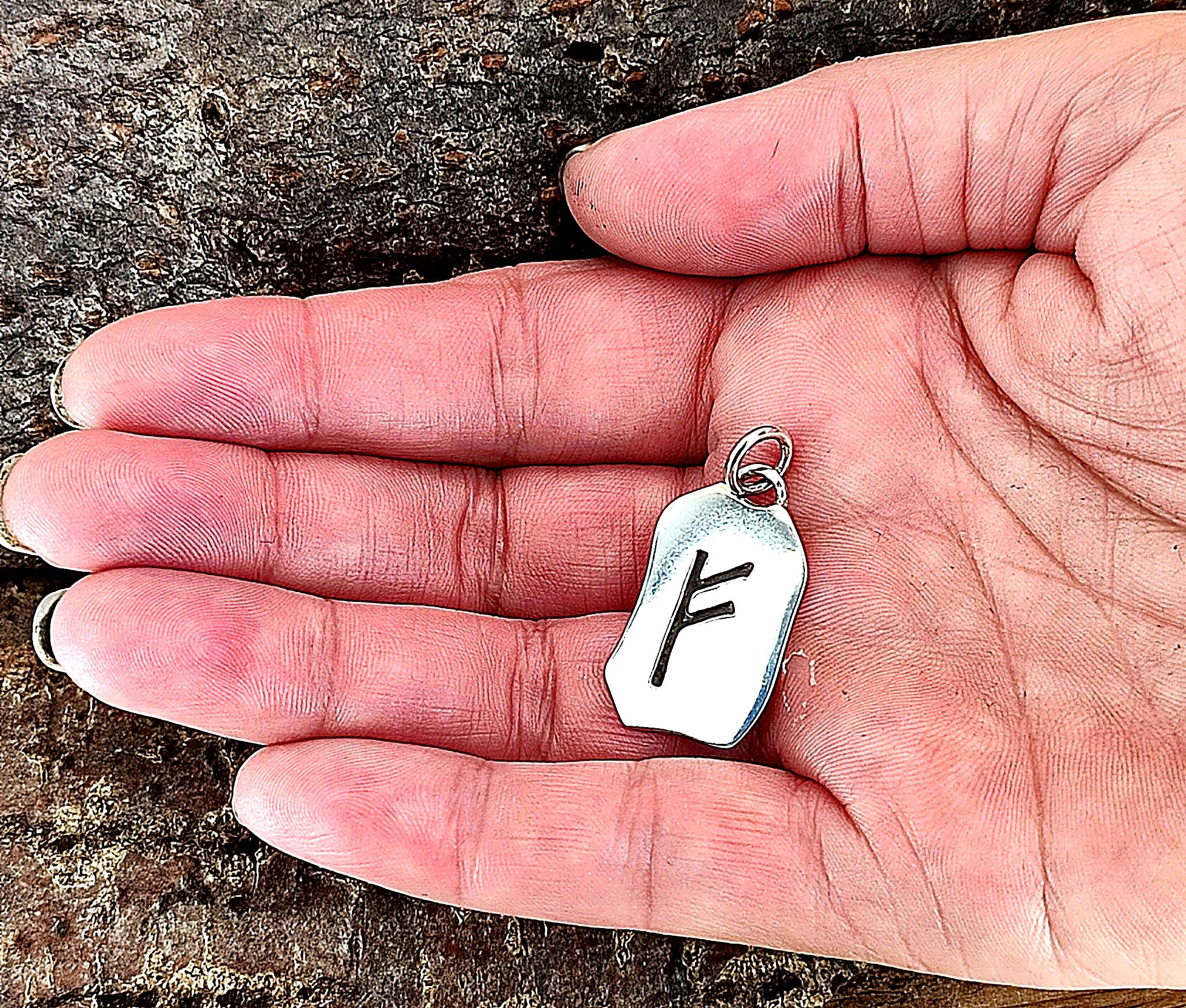 Pendentif rune Fehu en argent sterling 925 N° 299