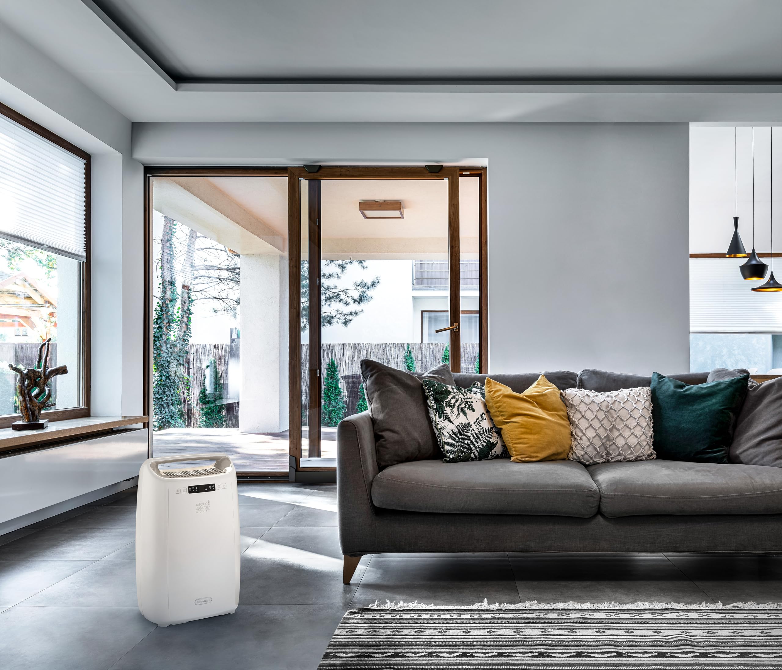 De’Longhi Tasciugo AriaDry Multi - Déshumidificateur Portable pour la Maison, Filtration à 3 Actions, Élimination de l'Humidité 14L/24h, Séchage, Anti-Moisissure, Silencieux, Blanc (DEXD214RF)