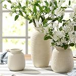 OOIT Ceramic Rustic Farmhouse Vase, 7.48 Inch Pampas Vase Decorative Pottery Flower Vase Boho Vase for Home Decor Shelf Decor Bookshelf Mantle Entryway Living Room Table Decor
