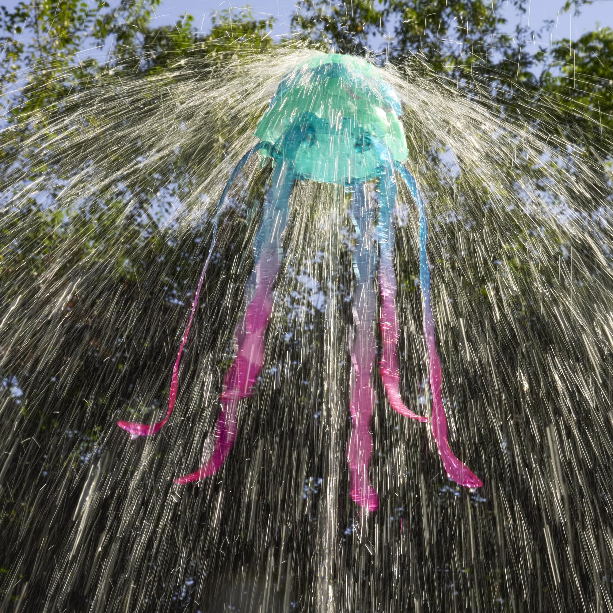 Nerf Super Soaker Stomp & Soak, Jouet d'eau | méduse Flottante à Jets d'eau | se raccorde au Tuyau d'arrosage | Jouets d'extérieur pour Enfants | dès 4 Ans