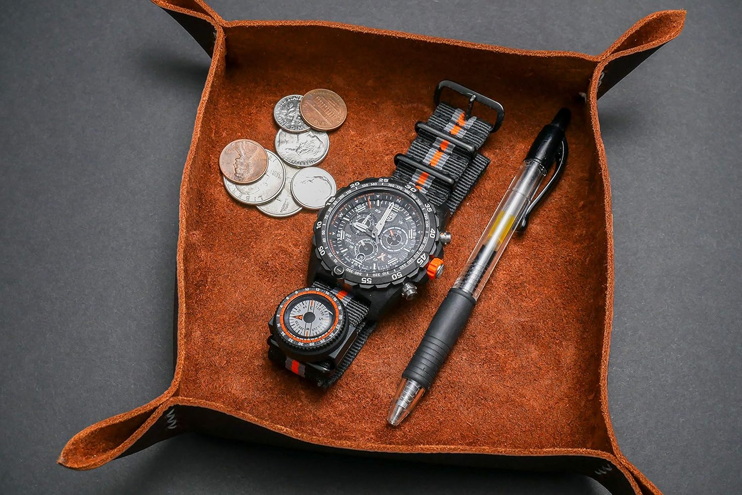 ROG Handmade Leather Valet Tray, EDC Desk Catch All Organizer, Review Outdoor Gear (Kodiak Leather, 5.5" x 5.5" x 1.5")