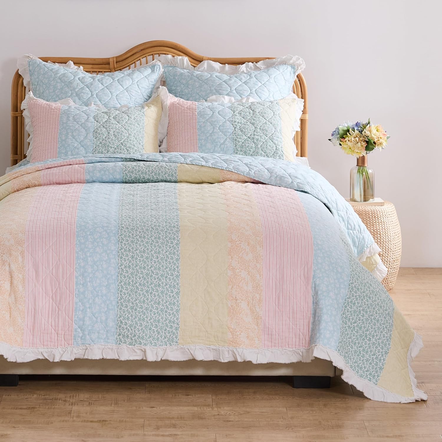 Greenland Home Fashions Tessie Ruffled Cotton Reversible Shabby Chic Quilt Set, 2-Piece Twin/XL, Pastel