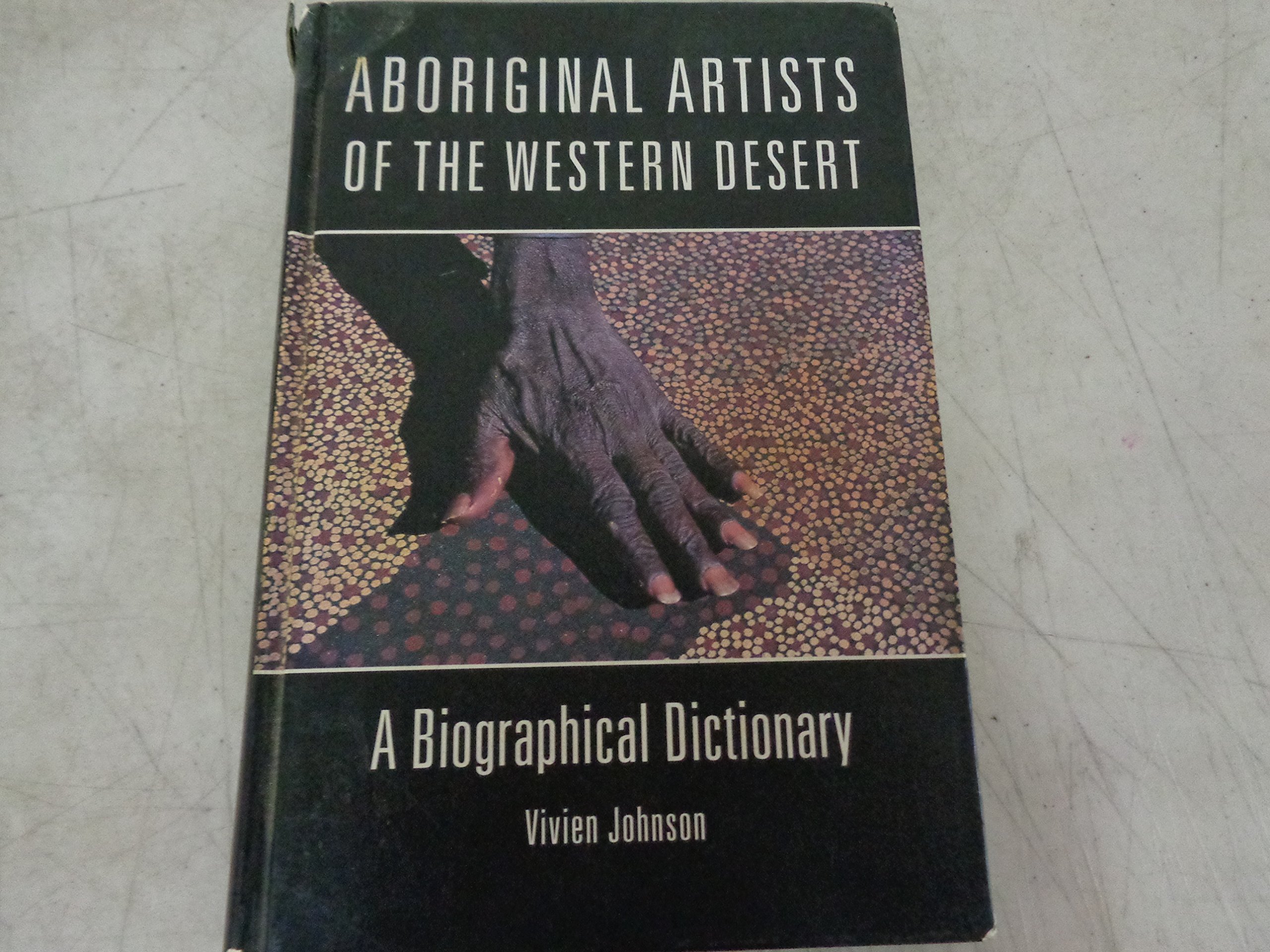 Art aborigène du désert occidental : découvrez la biographie complète de ses artistes