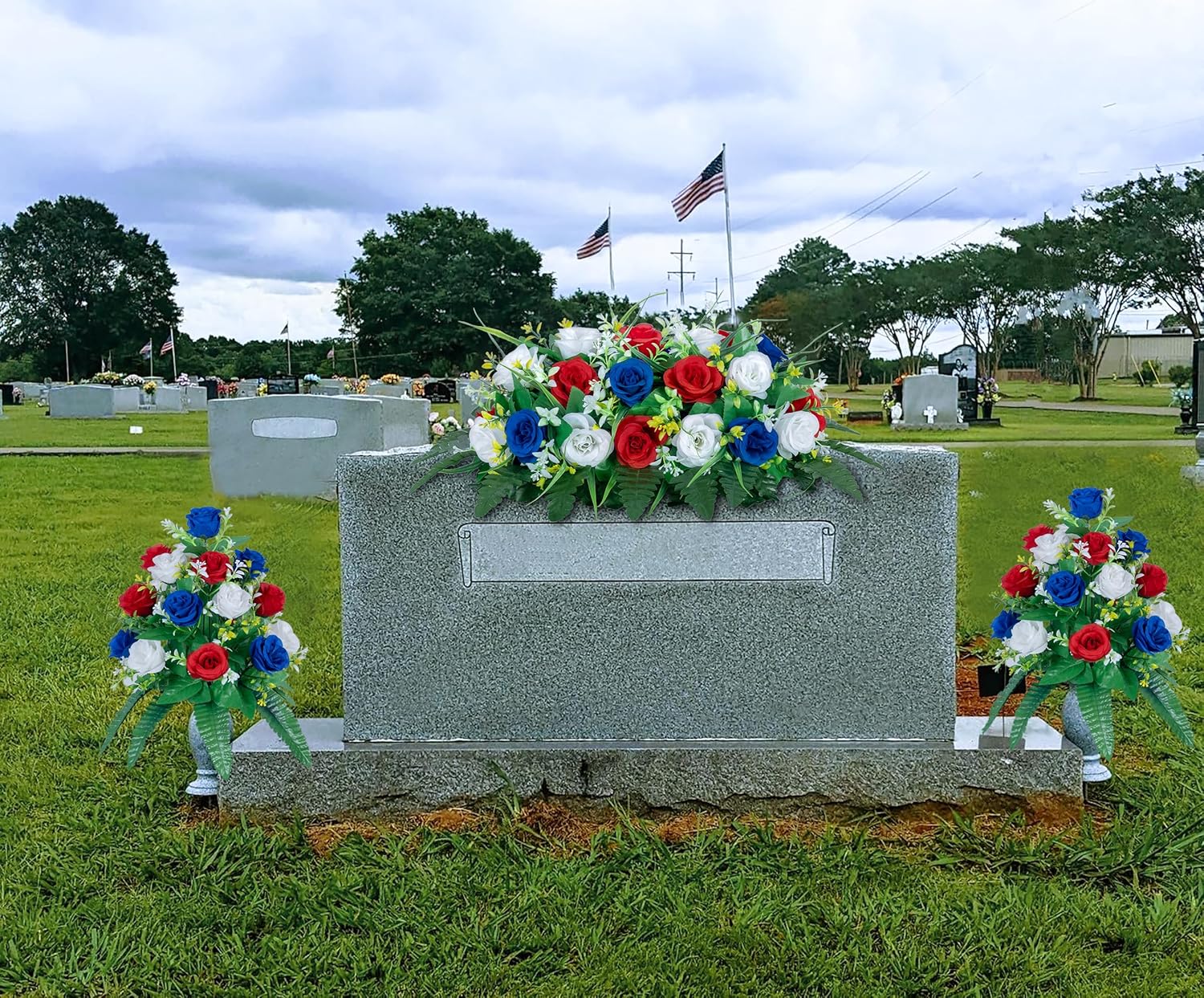 DONODA Cemetery Tombstone Red Blue White Saddle and 2 Sets of Artificial Cemetery Flowers Suit