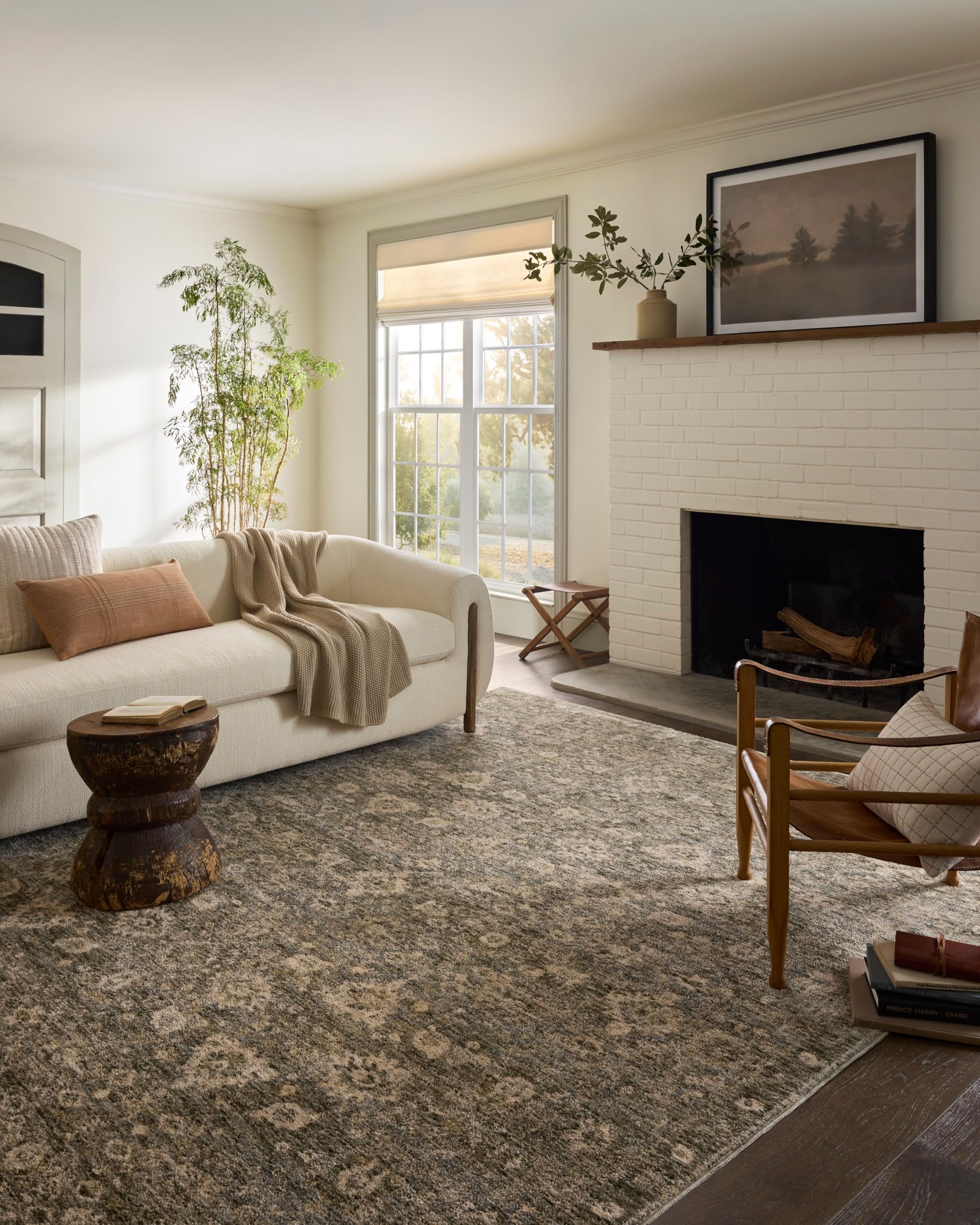 Loloi Magnolia Home by Joanna Gaines Junie Collection JUE-06 Lagoon/Natural 2'-0" x 3'-0", .38" Pile Height, Accent Rug