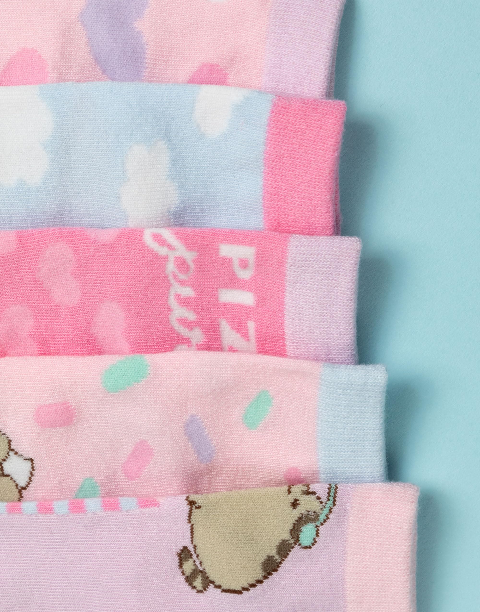 Pusheen Confezione da 5 calzini per ragazze | Calzature grafiche multicolori per bambini con gatti carini | Kitten Snack Attack Comodo set di calzini | Regalo di merchandising della serie Cartoon Cat