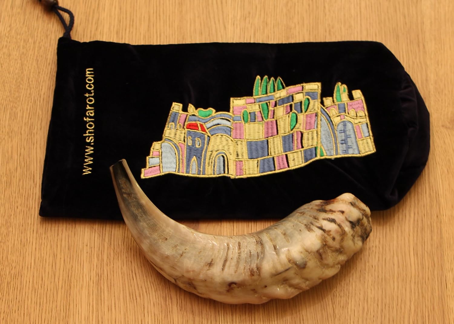 Special Christian pack Shofar + bag and a Blue Tallit + bag from the Holy Land