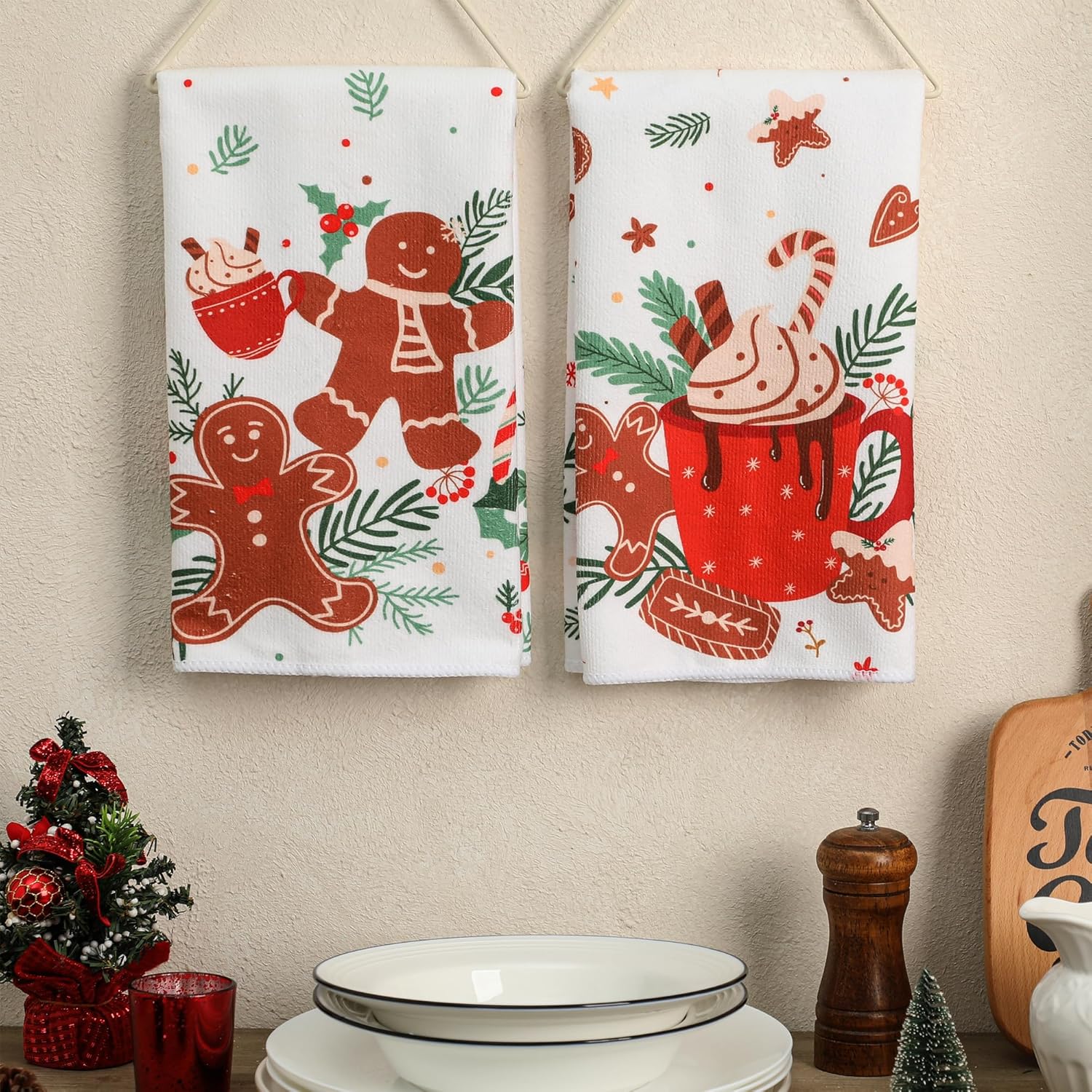 FUND AMLIGHT Gingerbread Kitchen Towels Set of 2, Christmas Hand Towel, Gingerbread Christmas Decorations, Hot Coco Cookies Dish Towels Xmas Ball Winter Decor Bath Towel,18x26 Inch - Image 2