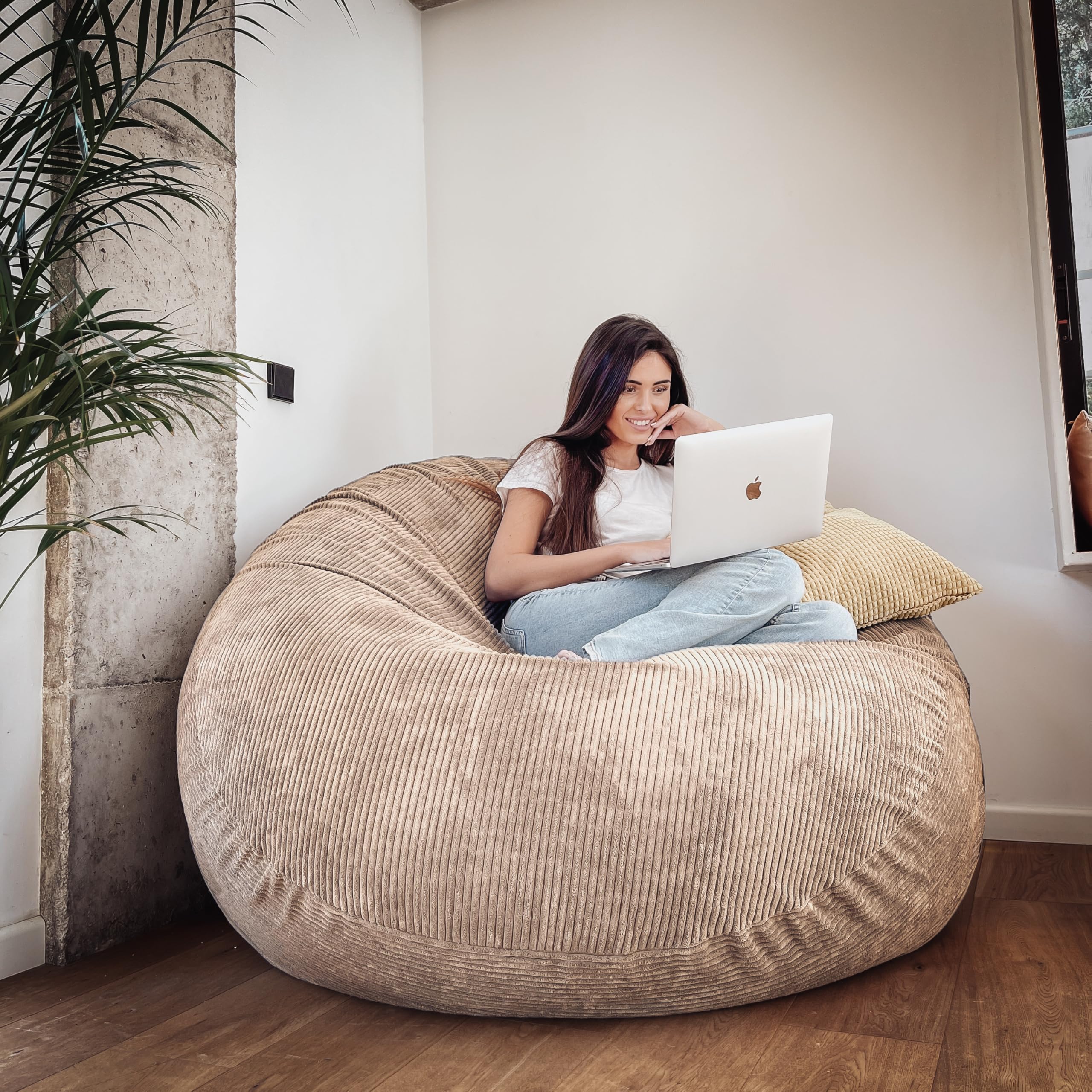 Aiire Reuzepoef van corduroy, XXL, 120 x 50 cm, rond, bean baggy, design met vulling voor tienerkamer, jongeren of volwassenen, poef voor woonkamer of groot vloerkussen, beige