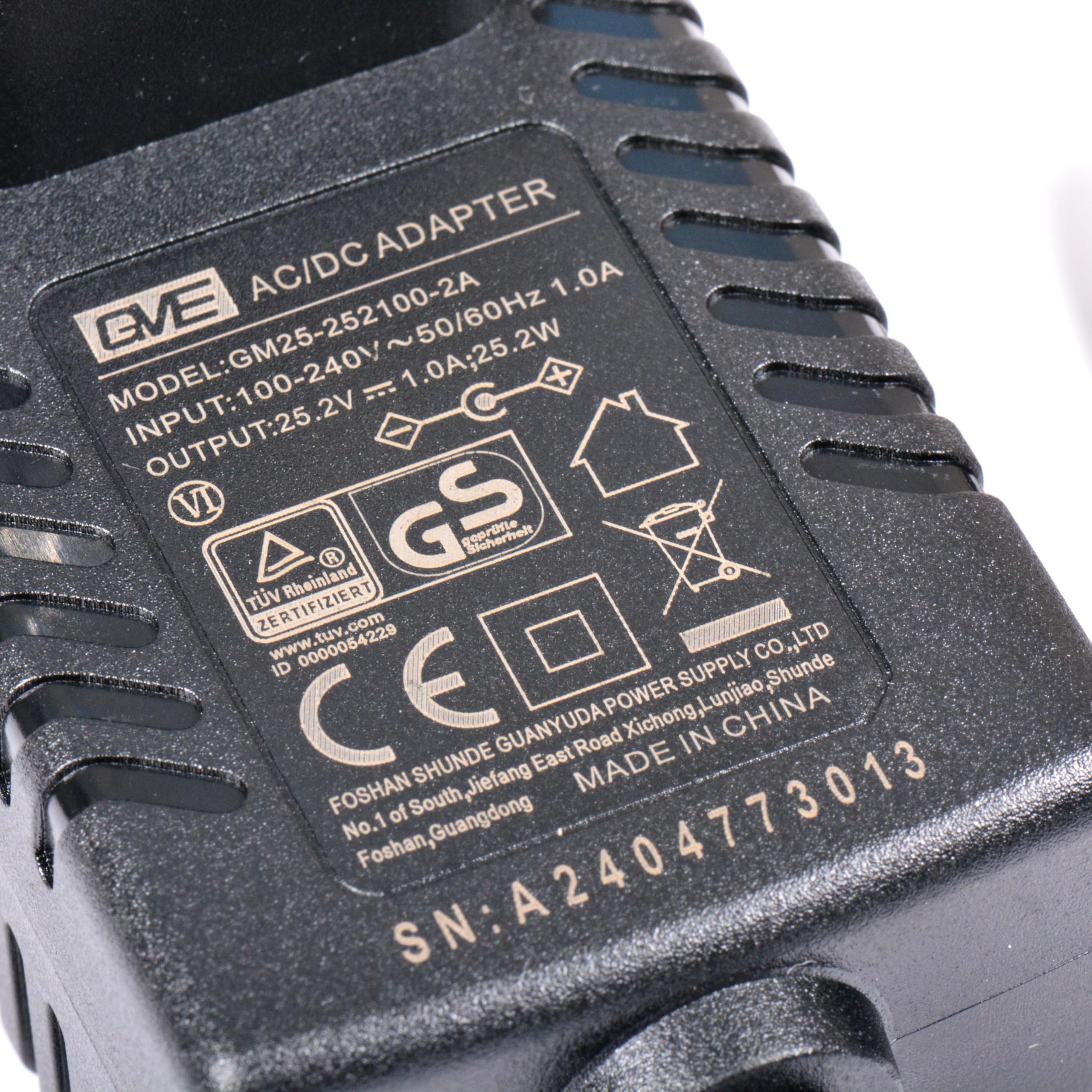 AFTERTECH 24V (25,2V) 1A CARICABATTERIA PER BATTERIE LI-ION LITIO PILA CARICATORE CHARGER M9A1