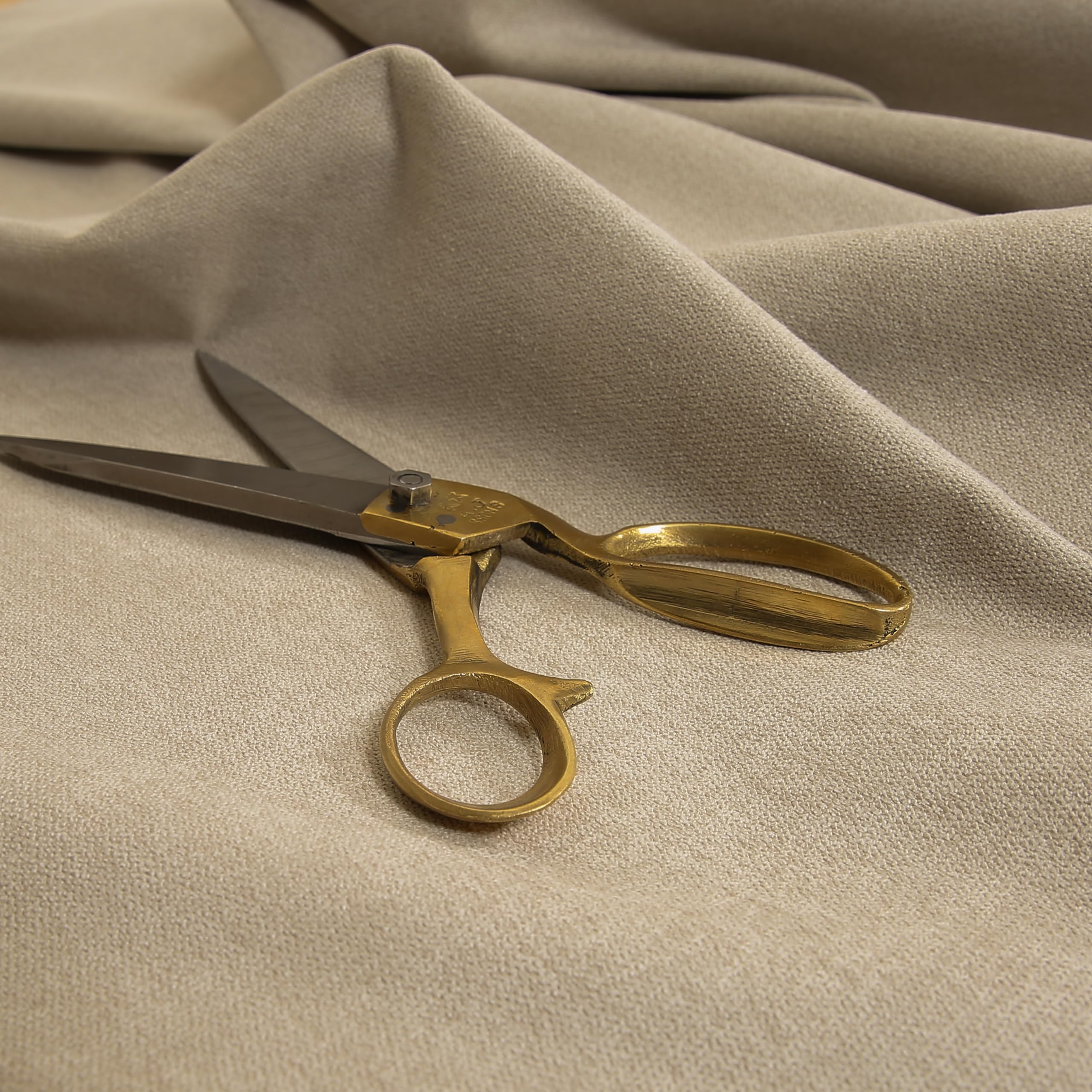 Redbrick Mill Fabrics Flame Retardant Quality Soft Highland Wool Effect Cream Colour Plain Chenille Curtain Upholstery Fabric (Per Metre)