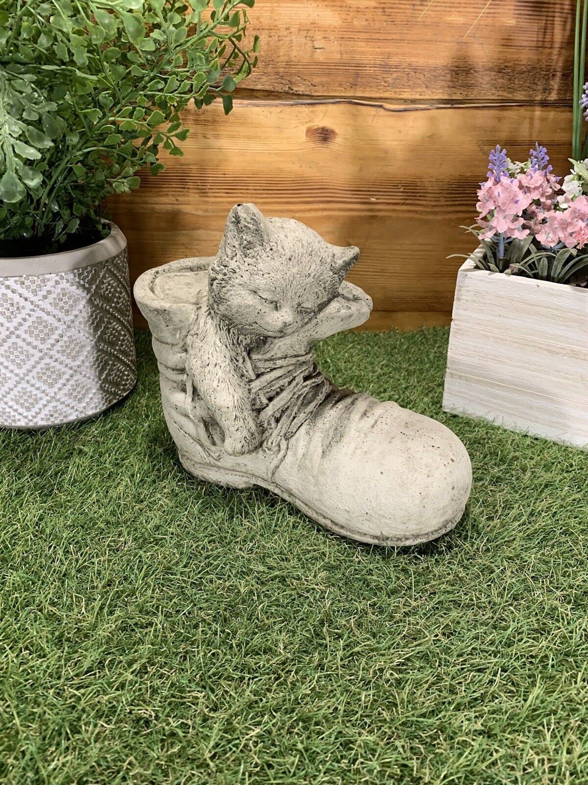 STONE GARDEN SLEEPING CAT KITTEN IN BOOT ORNAMENT MEMORIAL STATUE GIFT