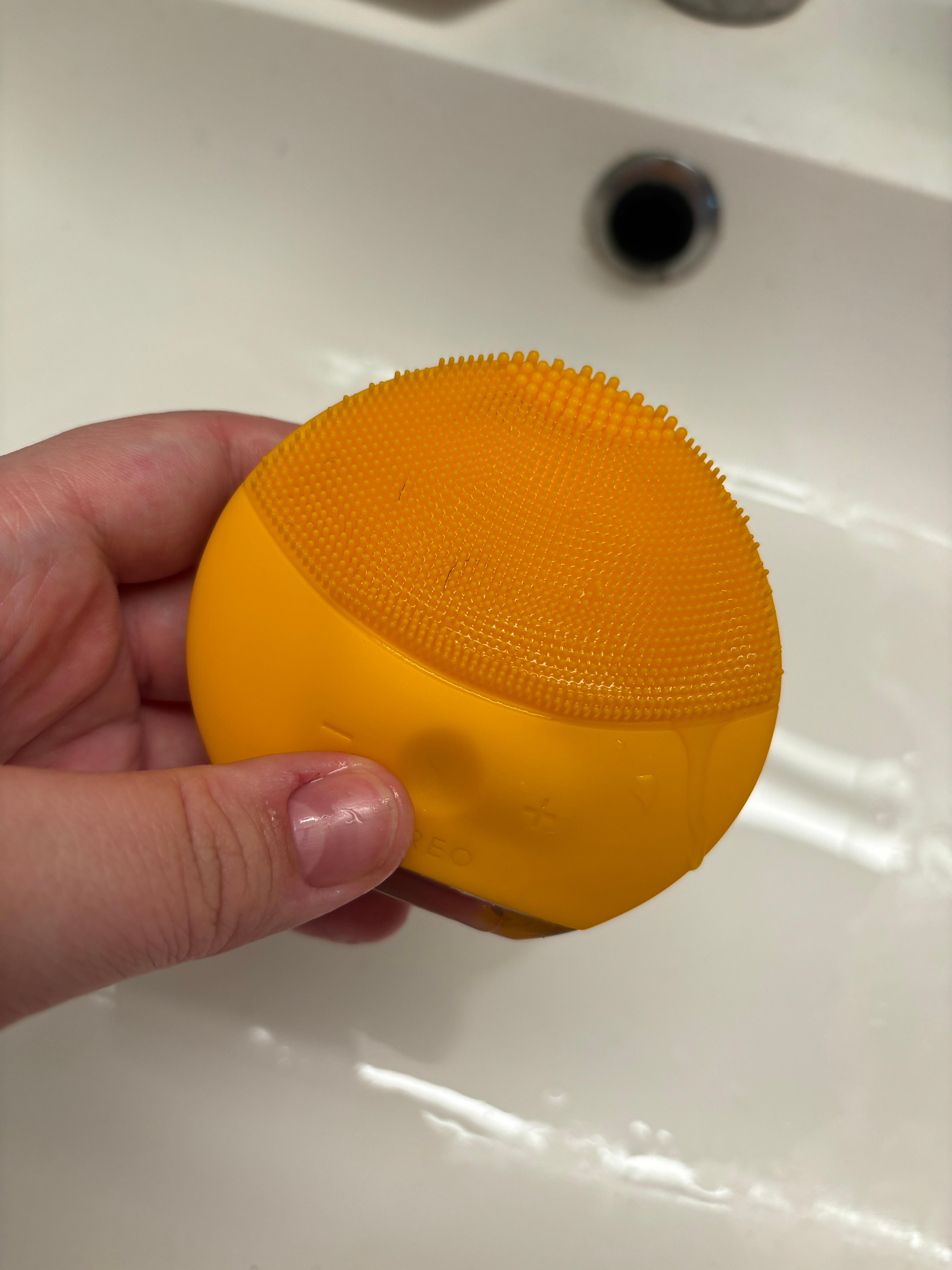 Watch Honest Review of the FOREO LUNA Mini on Amazon Live