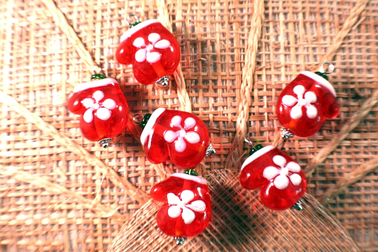 Christmas Mitten Lampwork Glass Bead/Pendant/Charm(Pack of 6 beads)