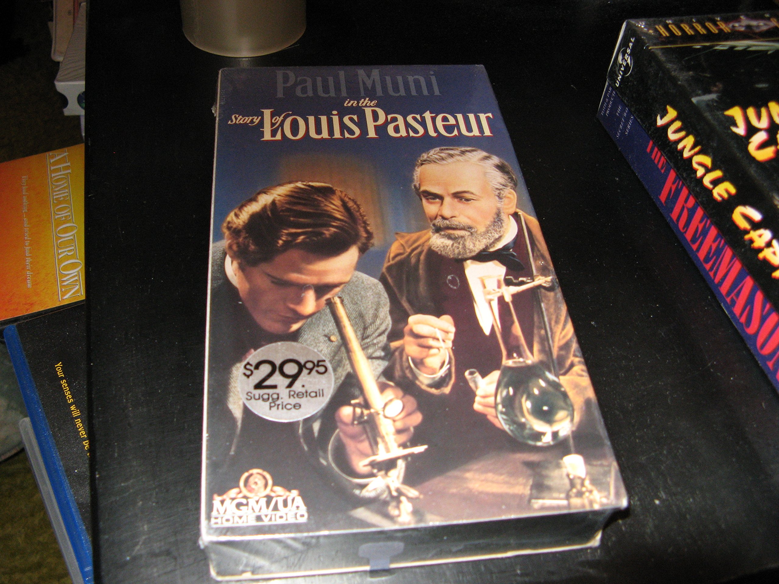 Film Story Louis Pasteur VHS cassette vidéo de collection vintage