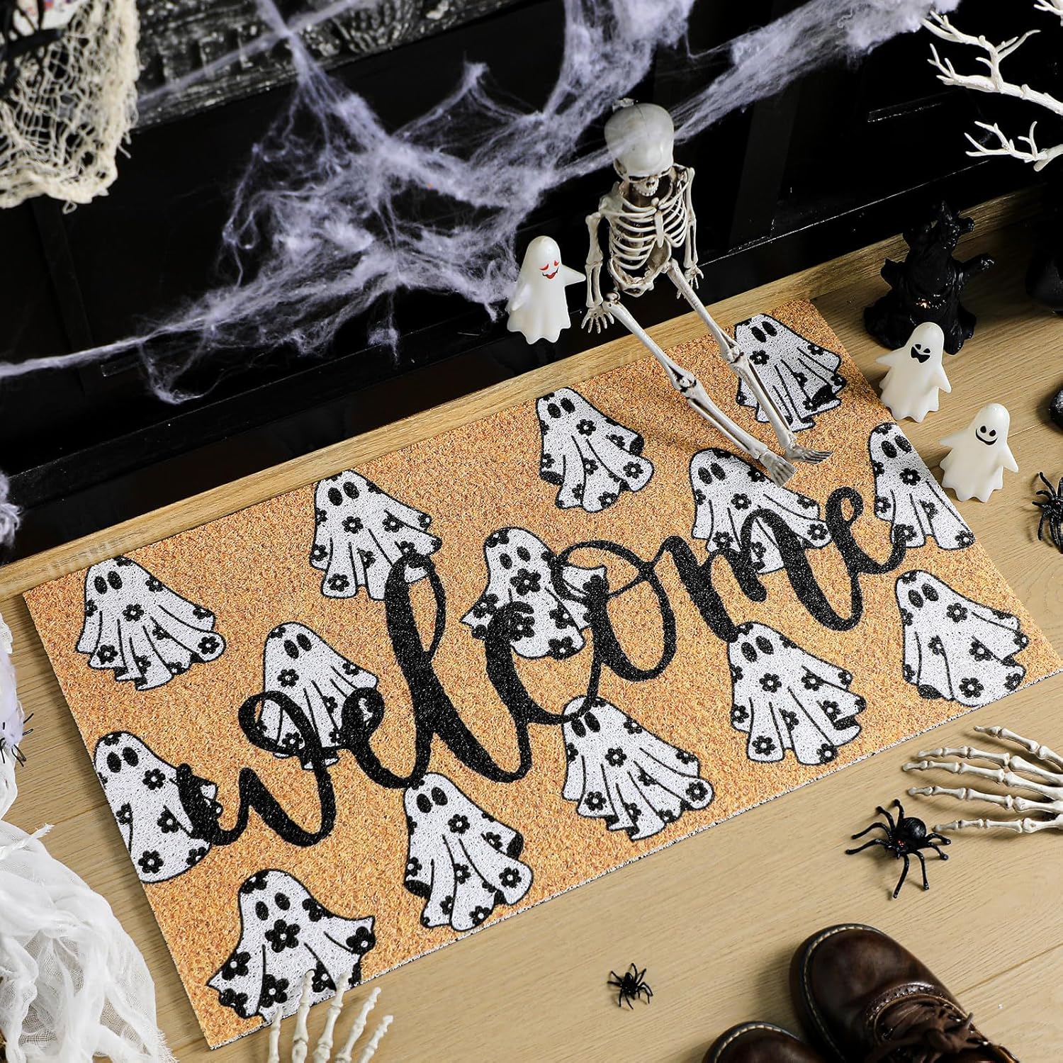 Dunzy Halloween “Welcome” Ghost Doormat — Cute Black Boo Imitation Coir Door Mat — Floral Coquette Front Non-Slip Mat, Halloween Rug Decor for Indoor Outdoor Home Entrance Porch (Welcome Flower Ghost)