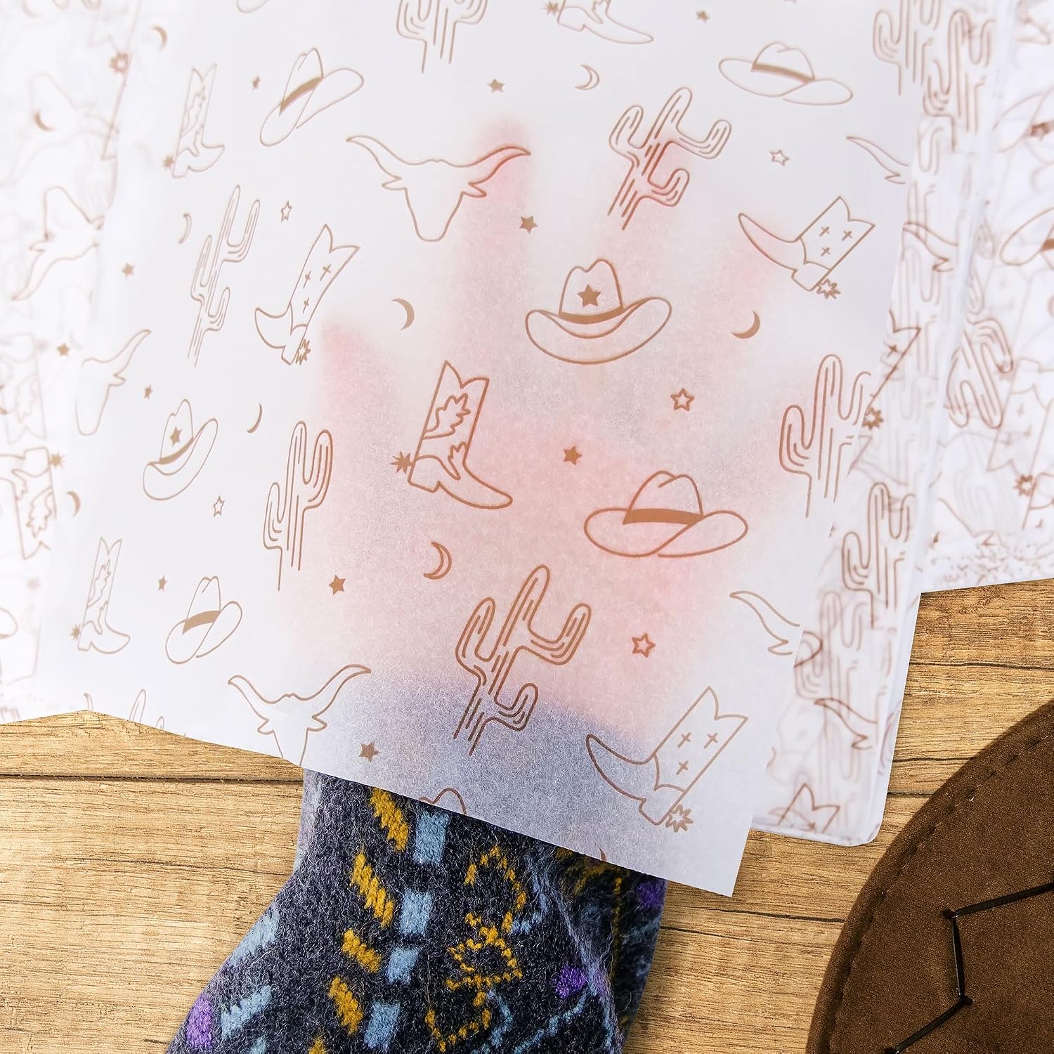 Hi Sasara 60 Sheet Western Cowboy Cowgirl Tissue Paper, 14 x 20 inch, Brown Cowboy Hat and Boots Tissue Paper for Gift Bags, White Cowgirl Tissue Paper for Birthday