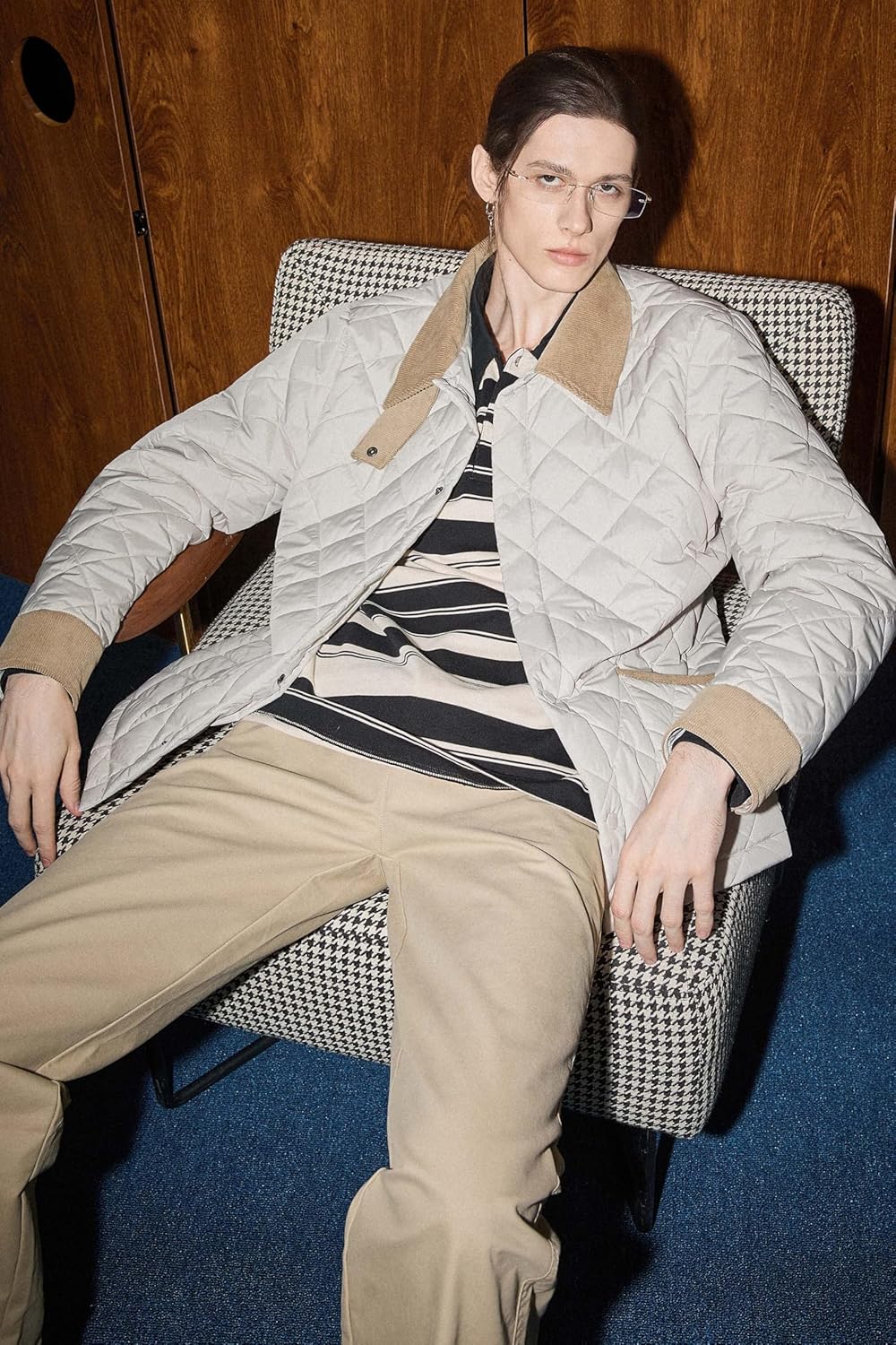 Orolay Men's Lightweight Quilted Puffer Jacket Water Repellent Barn Coat Casual Outerwear with Pockets - Image 5