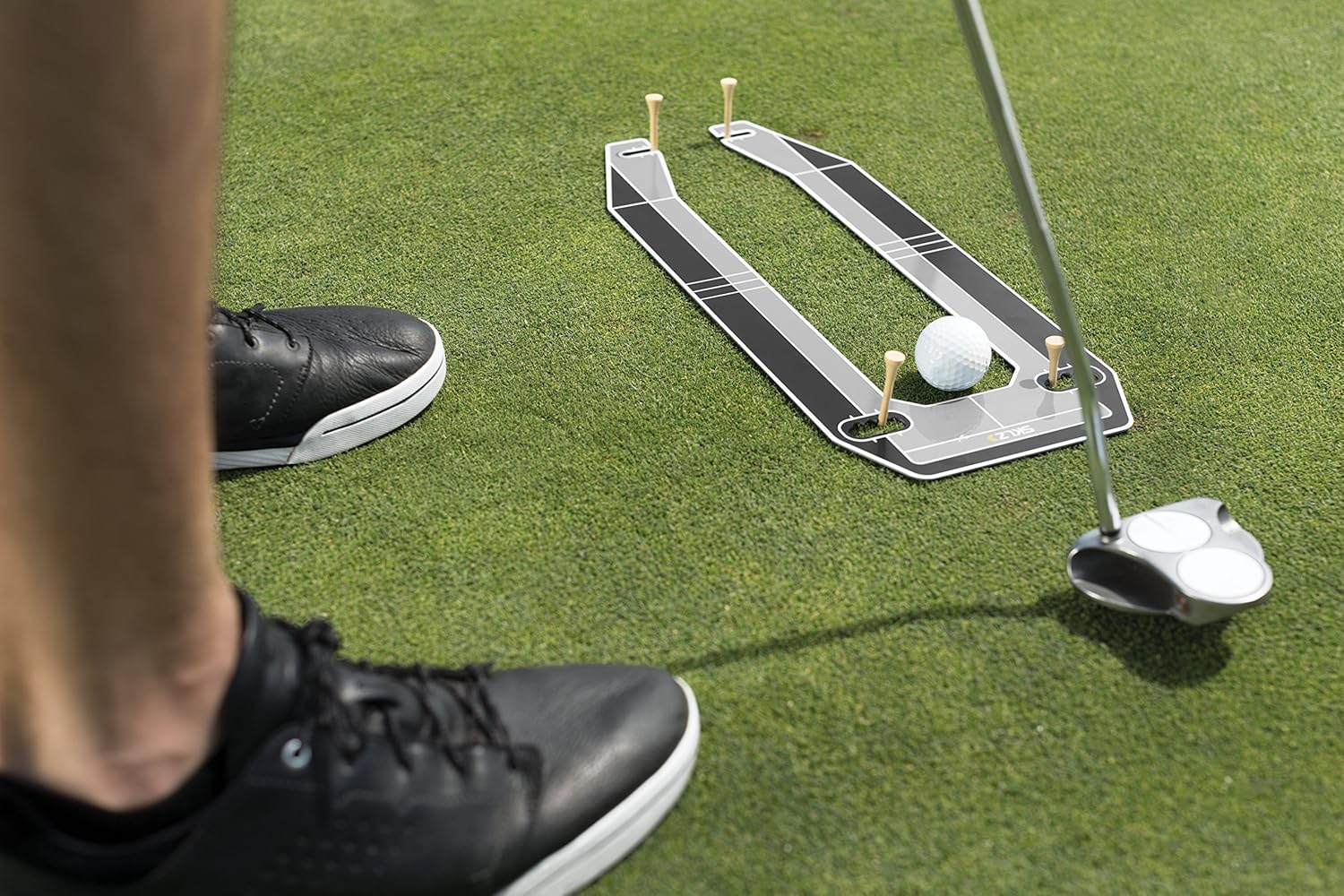 SKLZ Golf Putting Alignment Training Gate : Sports & Outdoors