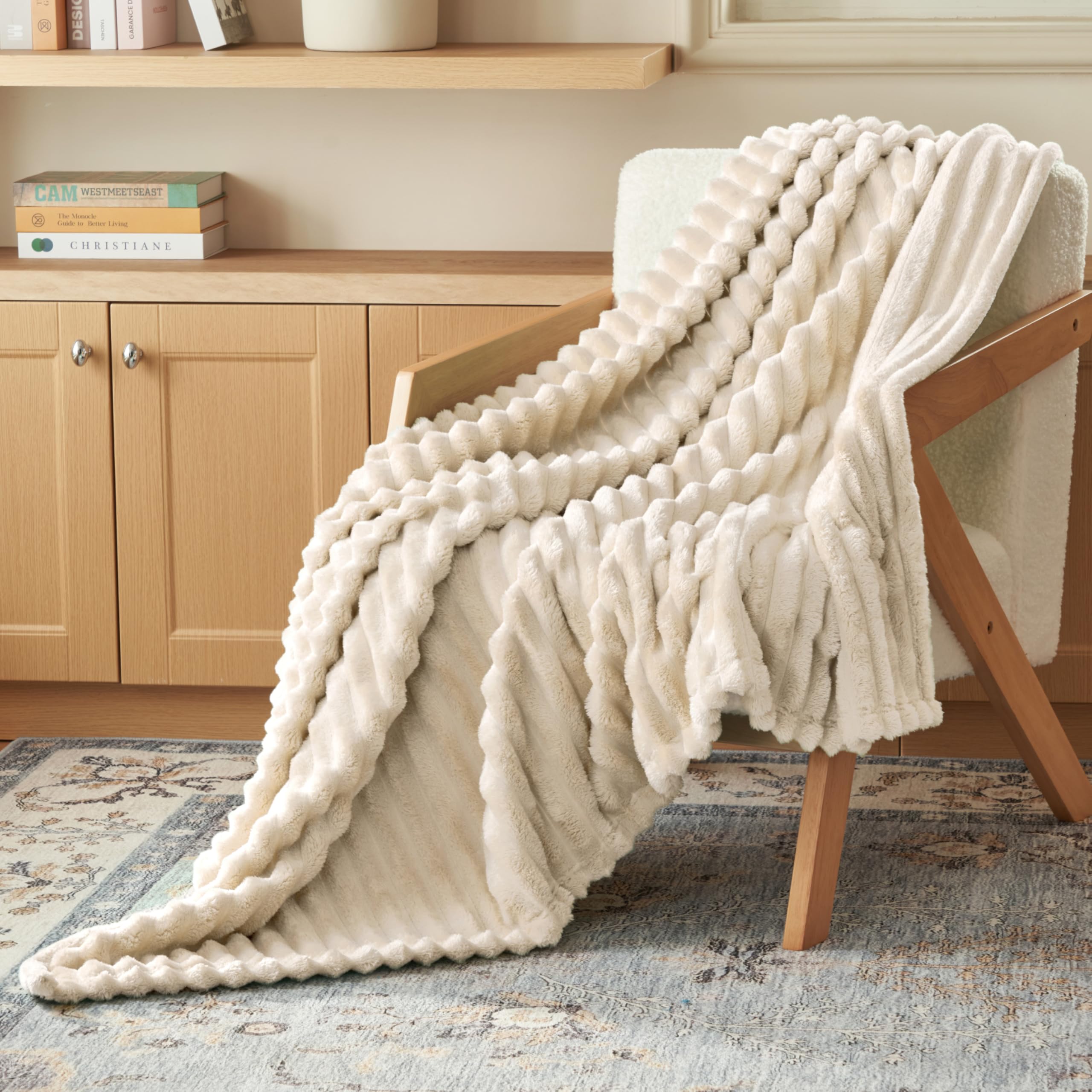 JoiedomiThrow Blanket for Couch, Soft Beige Fleece Blankets Birthday Gifts for Women Mom Girls, 3D Ribbed Jacquard Cozy Cute Soft Throw Aesthetic Gifts 50x60 Inches