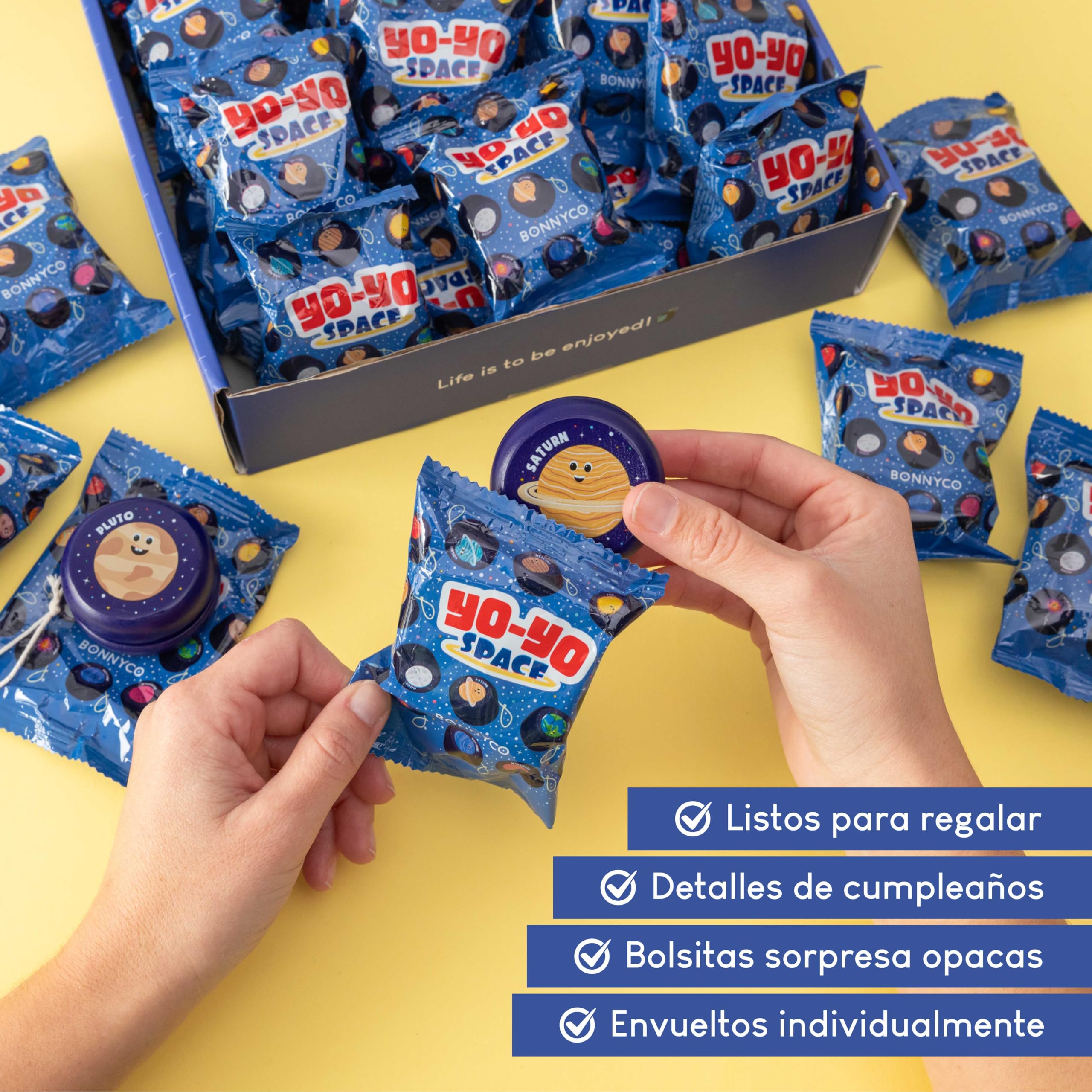 BONNYCO Yoyo Niños Galaxia Pack 32 Regalos Cumpleaños Niños Colegio. Yoyo Madera, Detalles Cumpleaños Infantil Espacio. Pack Yo Yo para Relleno Piñata, Regalos Alumnos Primaria, Regalitos Invitados