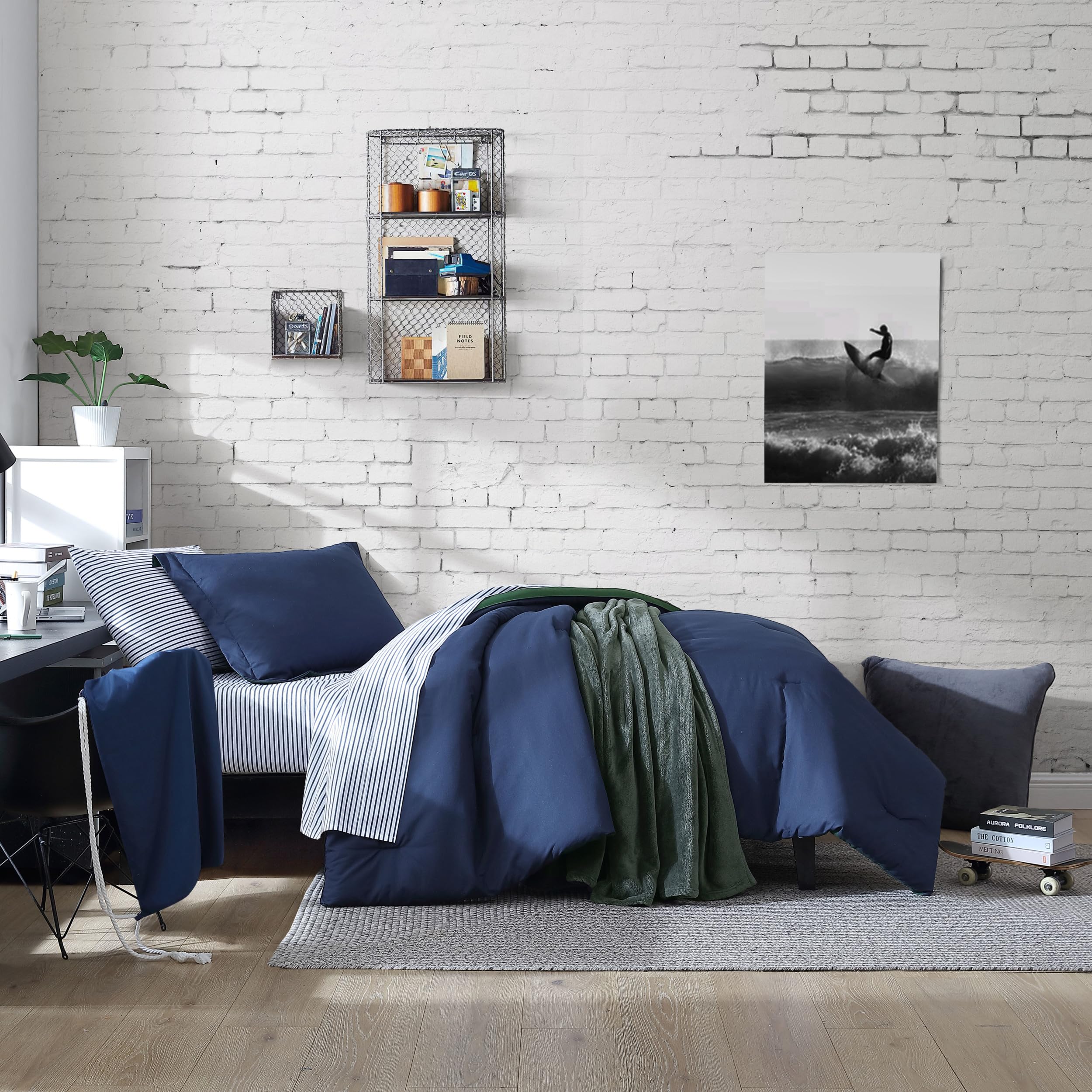 Nautica - Twin XL Bed Set, Reversible Comforter Set, Includes Bonus Sham(s), Fitted Sheet, Pillowcase(s) and Laundry Bag, Dorm Room Essentials (Solid Navy, Twin/Twin XL)-picture-11