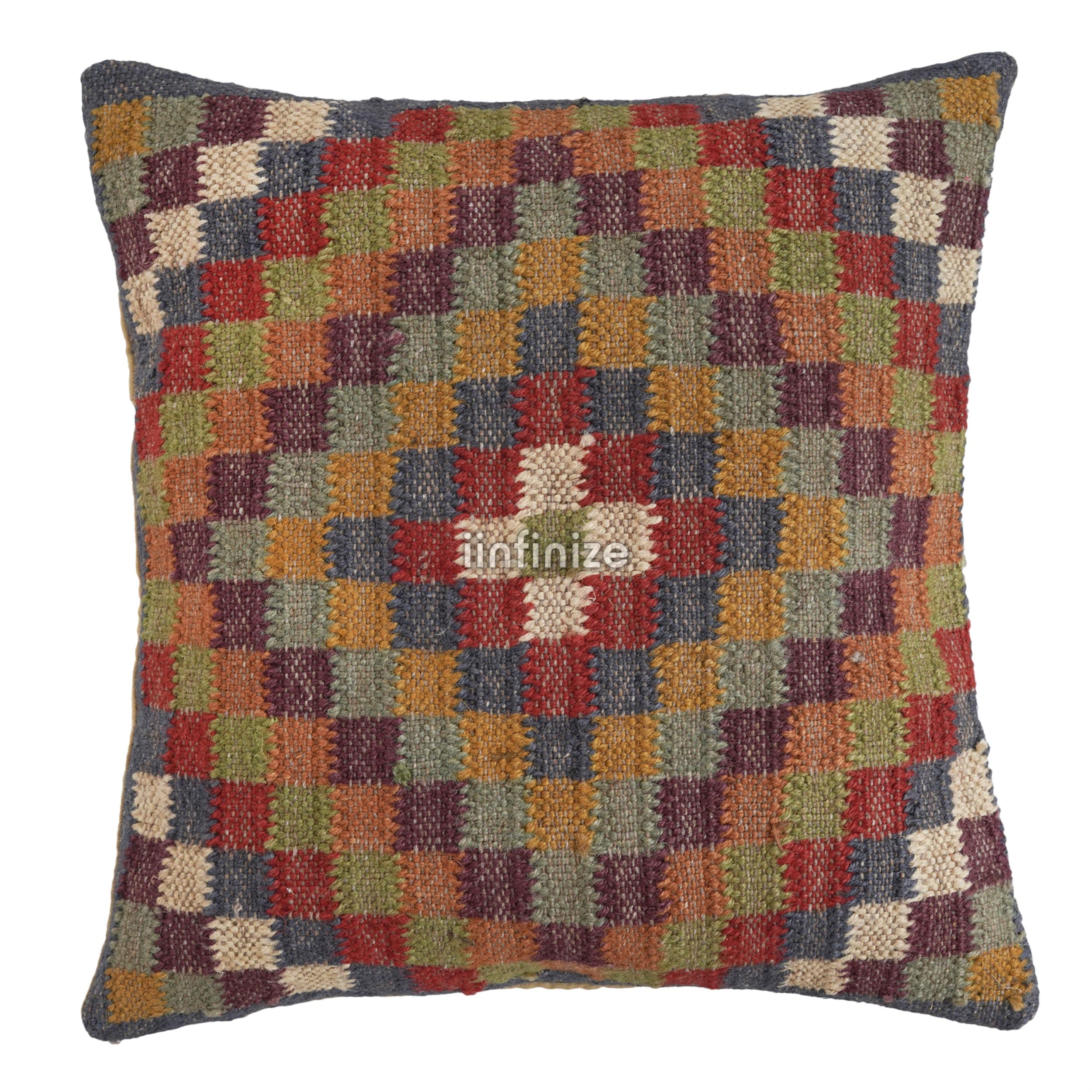 Housse de coussin en laine de jute pour remplacer les textiles sans charme