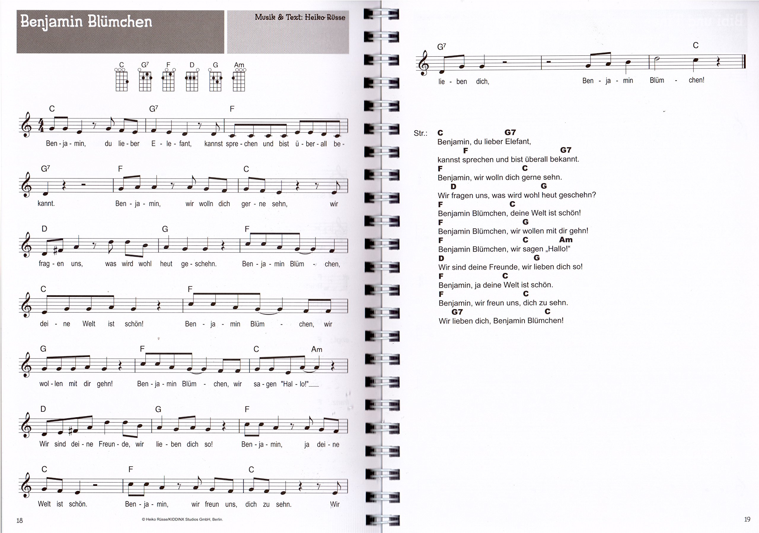 100 chansons pour enfants pour ukulélé – 100 chansons pour enfants connues, tubes du film et de la télévision ainsi que quelques chansons internationales populaires – avec pince à partitions en forme