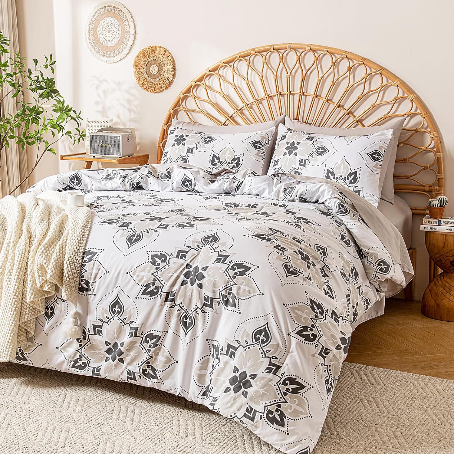 ARTALL Twin Comforter Set, 5 Pcs Bed in a Bag Comforter Twin Size, Classic Luxury Floral All Season Soft Bedding Set Twin with Comforter, Fitted Sheet, Flat Sheet, Pillowcase & Sham, Grey and White