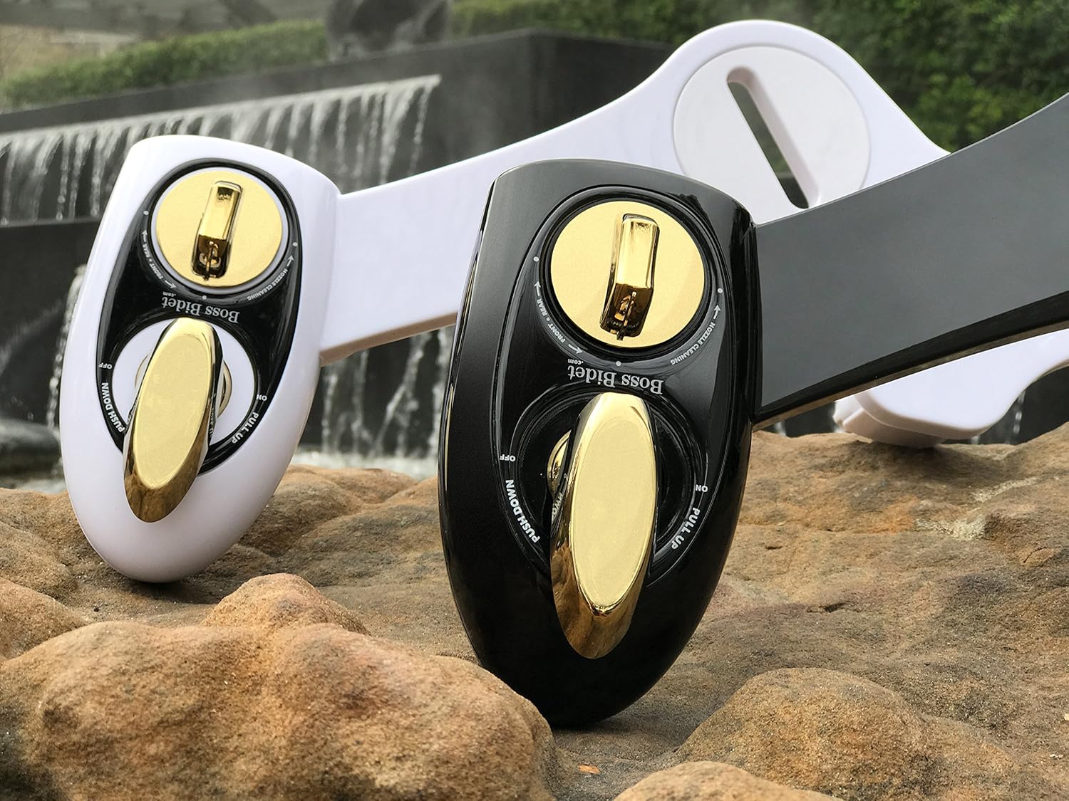 BossBidet Bold - bidet attachment for toilet, cleans you in 1.3 seconds. Aesthetic design, Bidet sprayer for toilet, non electric, mechanical, dual nozzle, feminine wash, self cleaning. Black Gold - - 