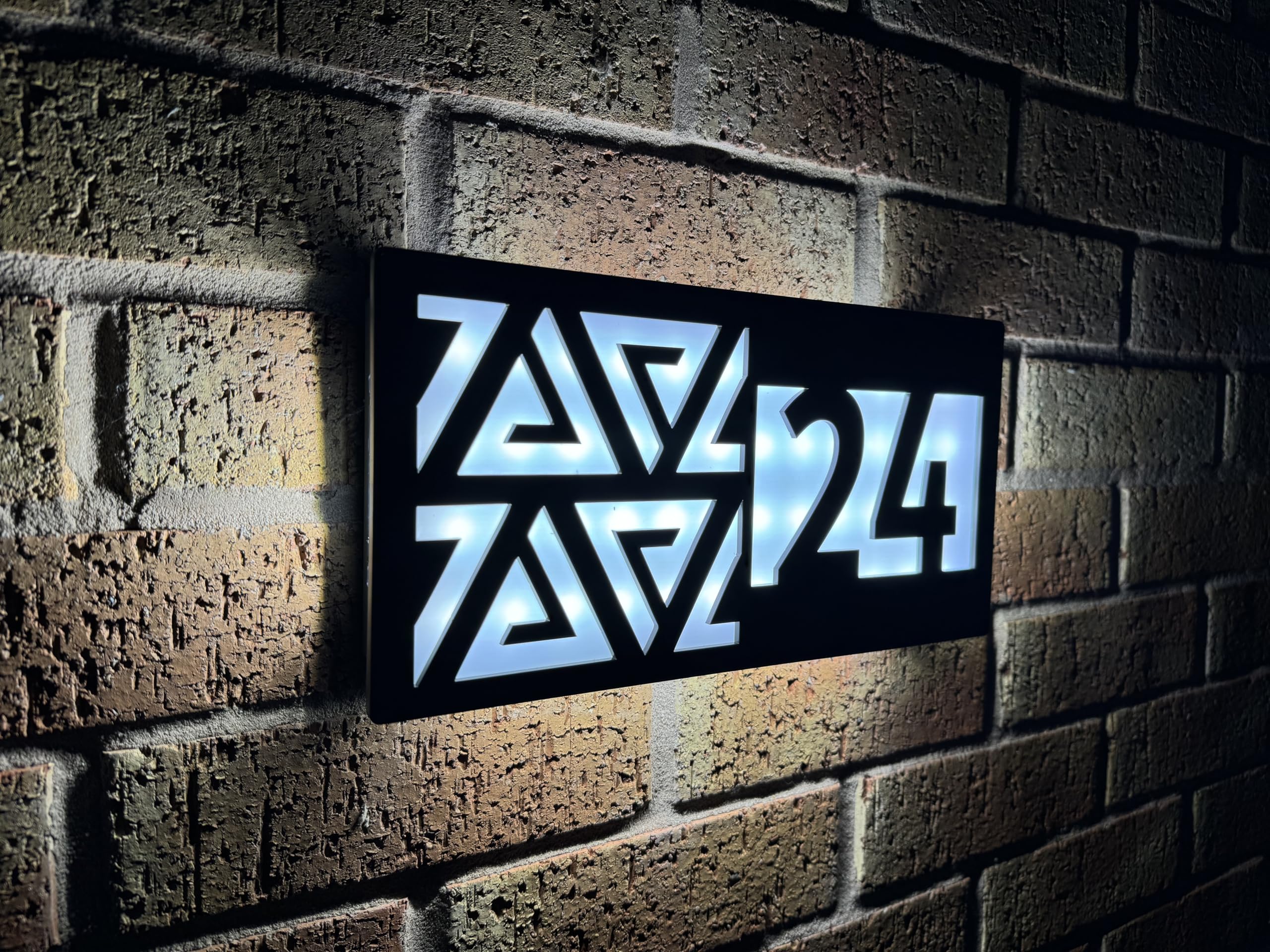 One of a kind design UK Personalised LED Illuminated House Sign with 85 LEDs, Laser Cut Modern Hardwired Wall Light with Address Display - Auto ON/OFF Water-Resistant 305x155 MM (Grey, TML-30X15)