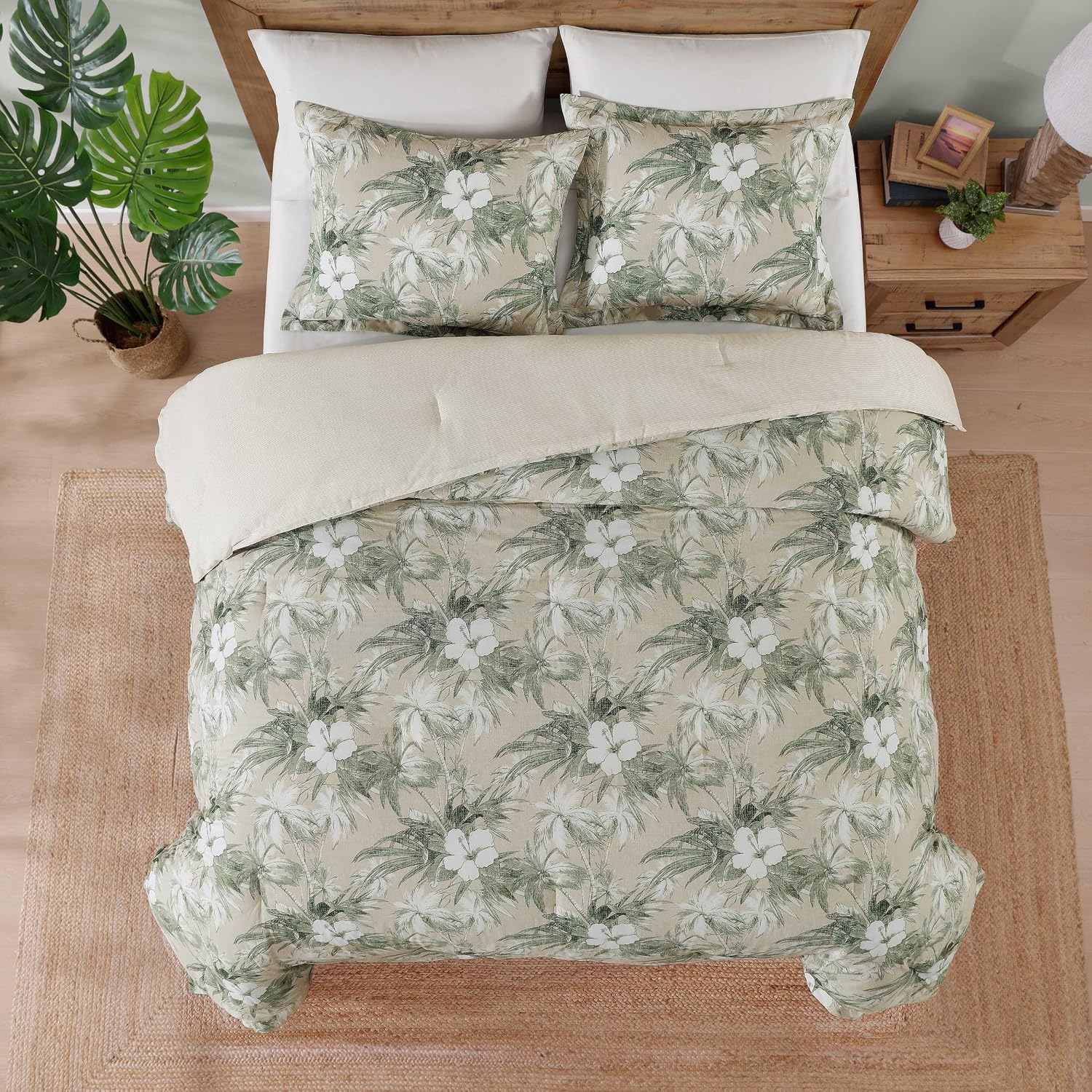 Tommy Bahama - King Comforter Set, Breathable Cotton Bedding with Matching Shams, Reversible Floral Bed Set, Coastal Room Decor (Beachway Blooms Beige)