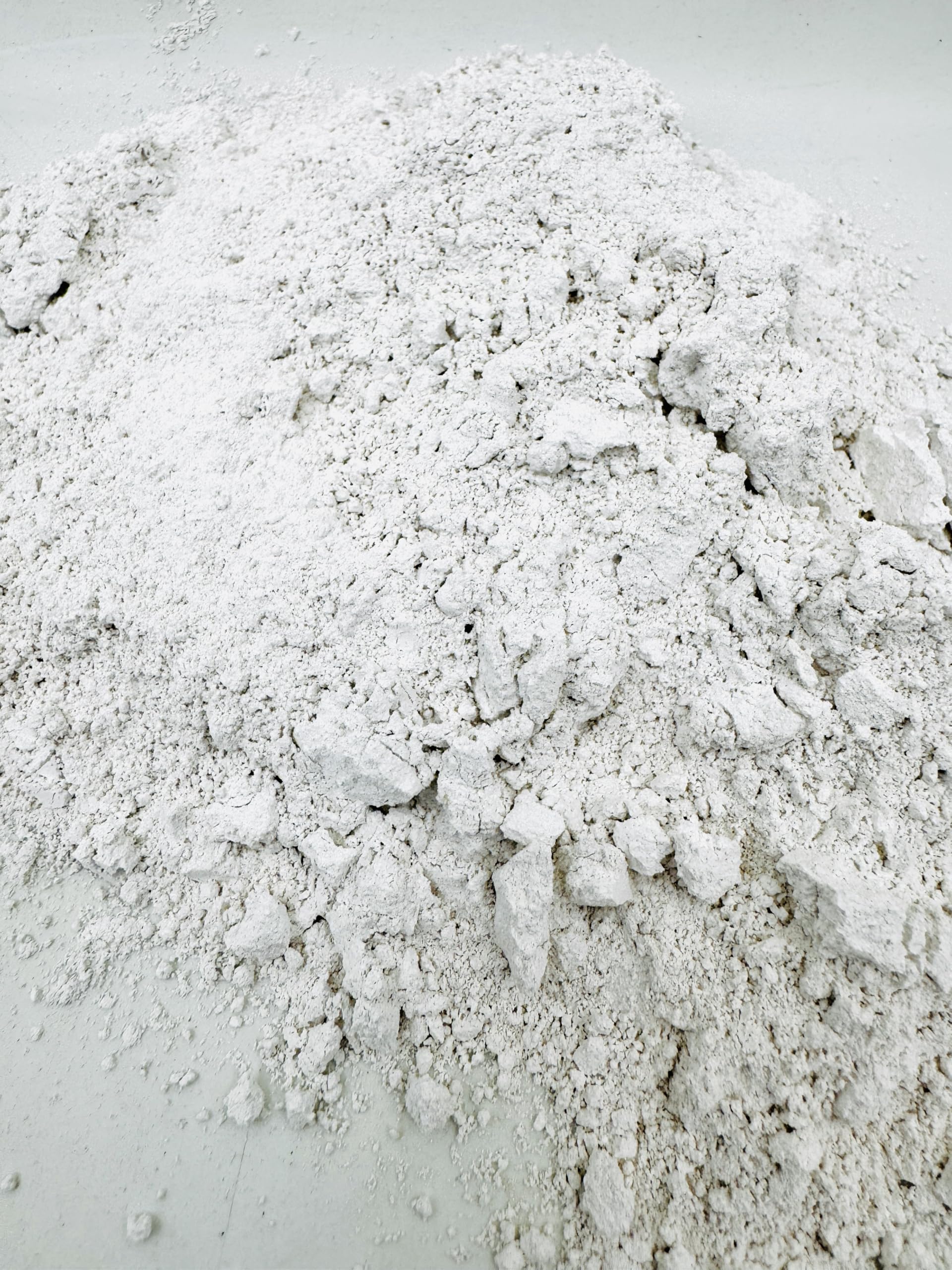 Chaux éteinte - Di-hydroxyde de calcium - Amendement minéral basique - Amendement Calcaire - Corrige l’Acidité du Sol - (2,5 kg)