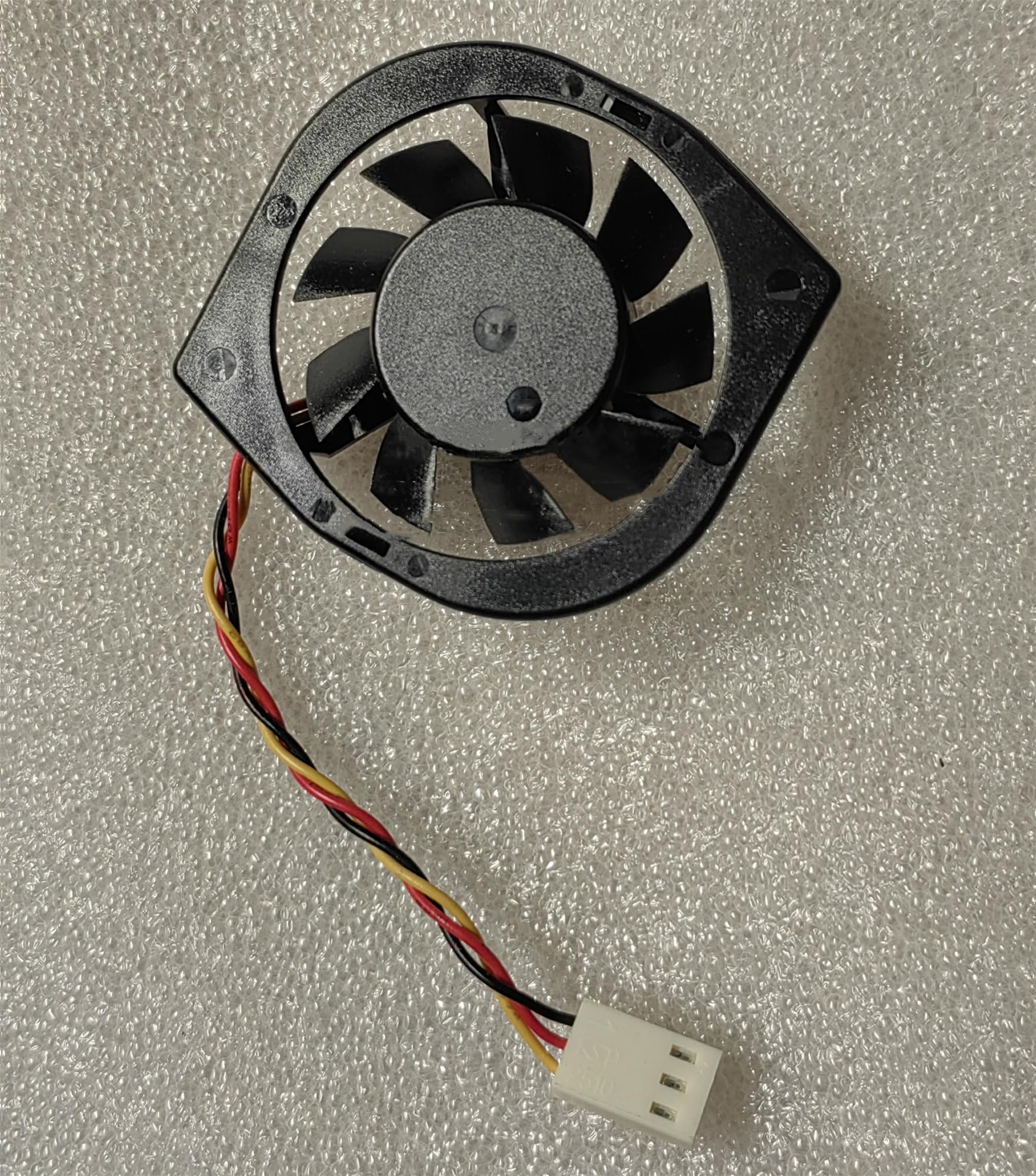 DC12V 0.11A MGT4012HF-A10 3-Wire Graphics Card Cooling Fan