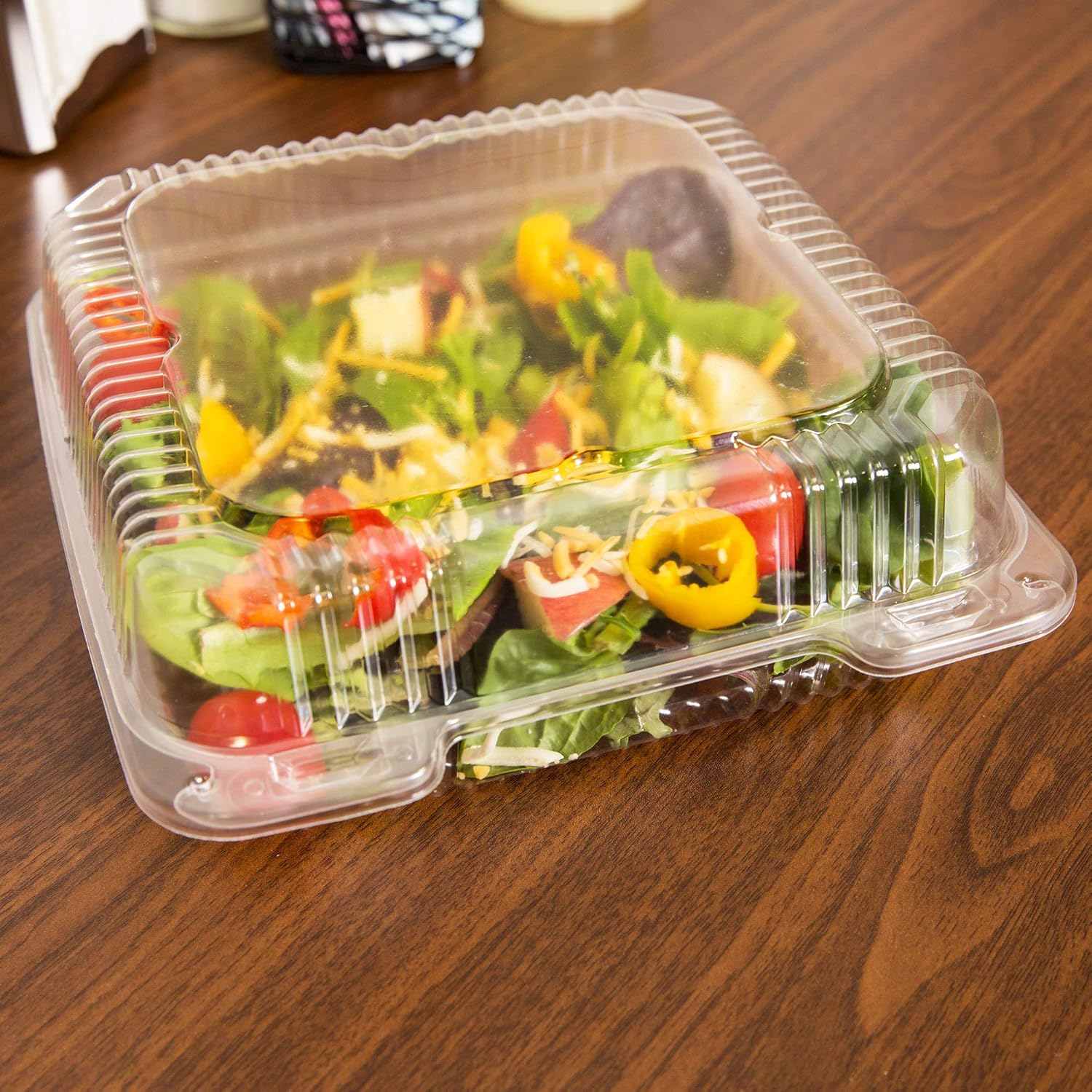 50 Clear Plastic Containers, 8" X 8" X 3" Hinged Lid Togo Containers for Food | Clamshell Food Containers for Strawberry Boxes, Bakery Supplies, Cake, Cookie, Dessert, Salad Containers, Treat Boxes : Industrial & Scientific