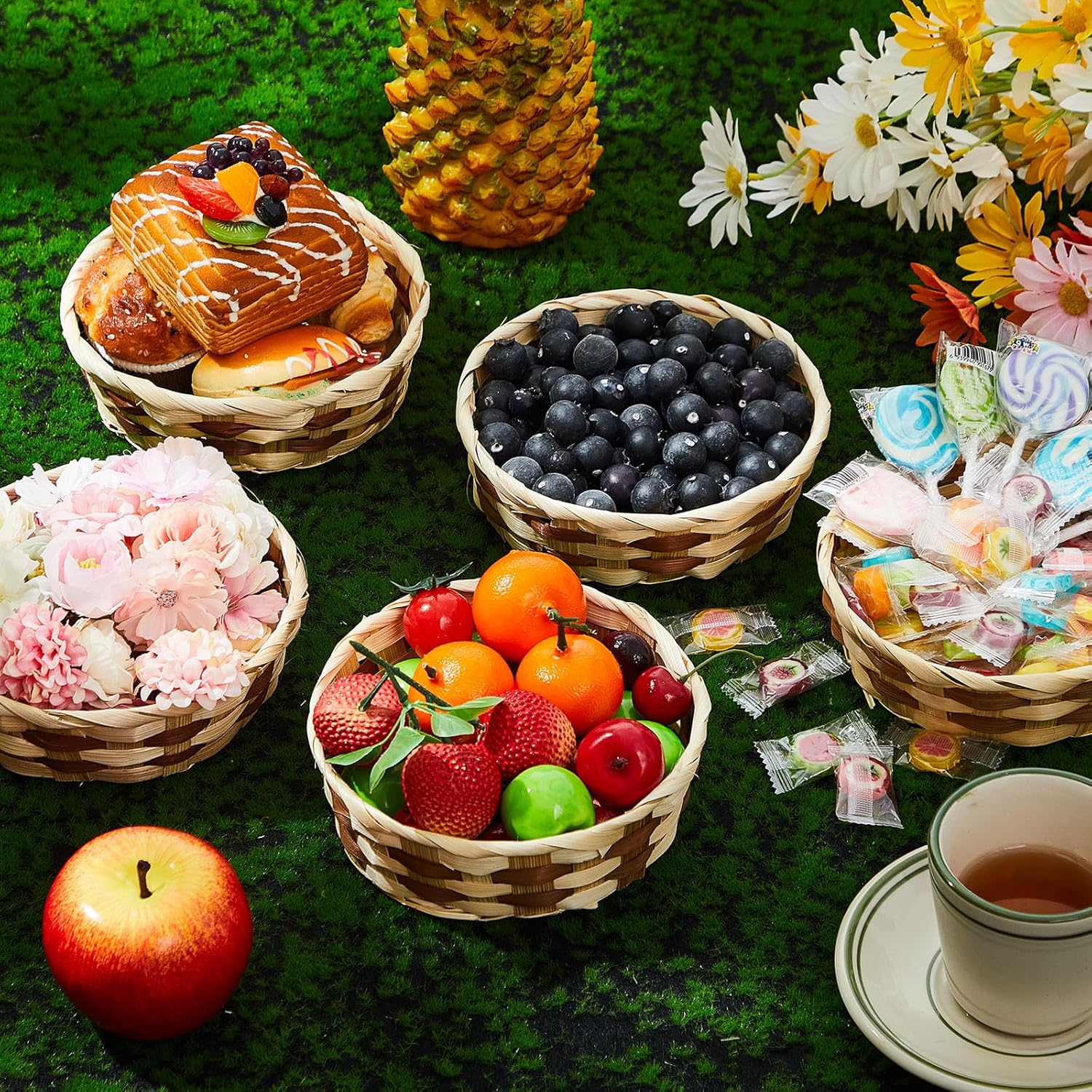 Sintuff 24 Pack Small Woven Basket Easter Round Bamboo Gift Baskets Wicker Berry Bread Fruit Basket Empty Food Serving Baskets for Picnic Kitchen Restaurant