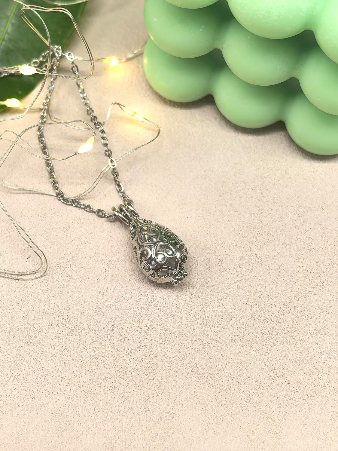 Teardrop Urn Necklace Cremation Jewellery for Ashes with Mini Case Keepsake Pendant Necklace for Women Men Ashes Locket Memorial Gifts