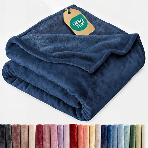Ultra Soft Fleece Blanket King Size - Flannel Fleece Luxury King Blanket - Lightweight for Couch Bed Chair - Thick, Warm and Breathable - All Season Cozy Fuzzy, Anti-Static Microplush Bedding, Navy - King (90" x 108") - 09 - Navy