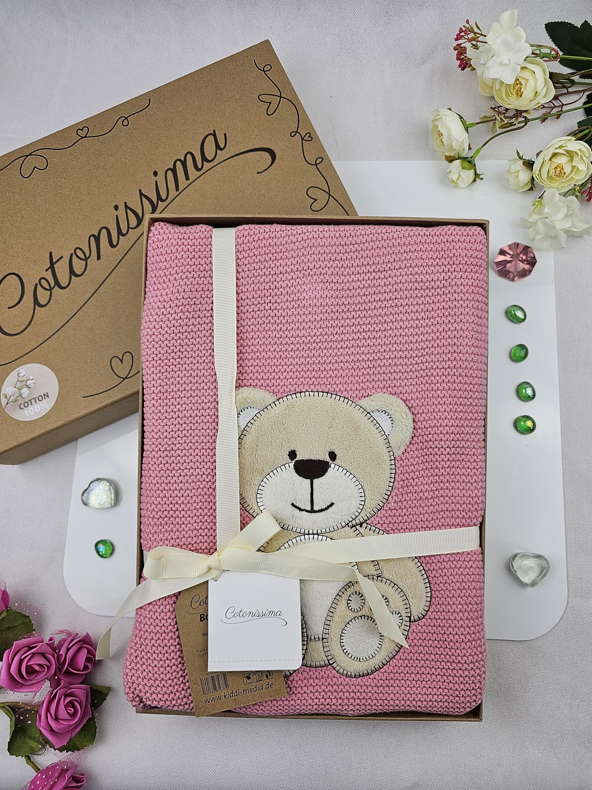 KIDDI-MEDIA Coperta per neonati di alta qualità con nome e data di nascita ricamati al 100% in cotone/in una scatola regalo rappresentativa/per battesimo, nascita, baby shower, anche come copriletto