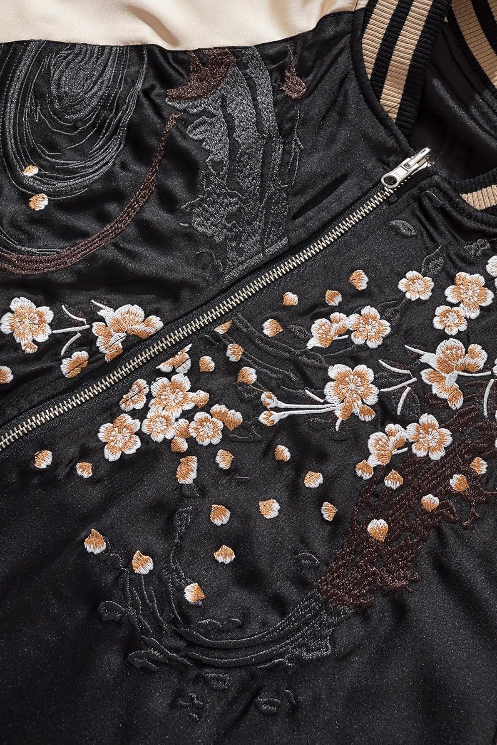 Lion Embroidered Bomber Jacket Japanese Satin Retro Streetwear Spring Fall Windbreaker Coat for Men Women - Image 4