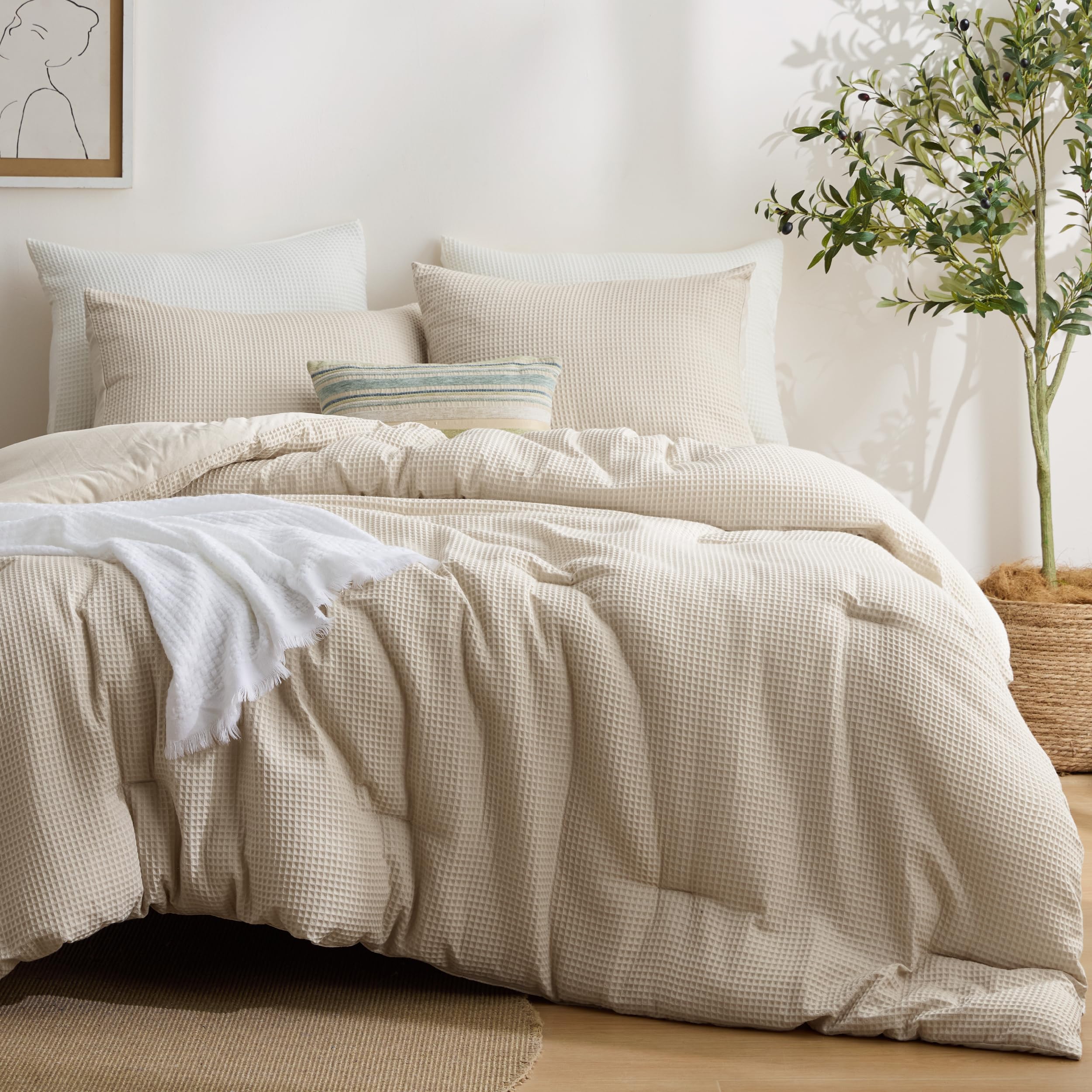 Bedsure Waffle Comforter King Size Beige, Soft Lightweight 3 Piece Comforter Set, Breathable Waffle Weave Comforter (104"x90") with 2 Pillowcases (20"x36")