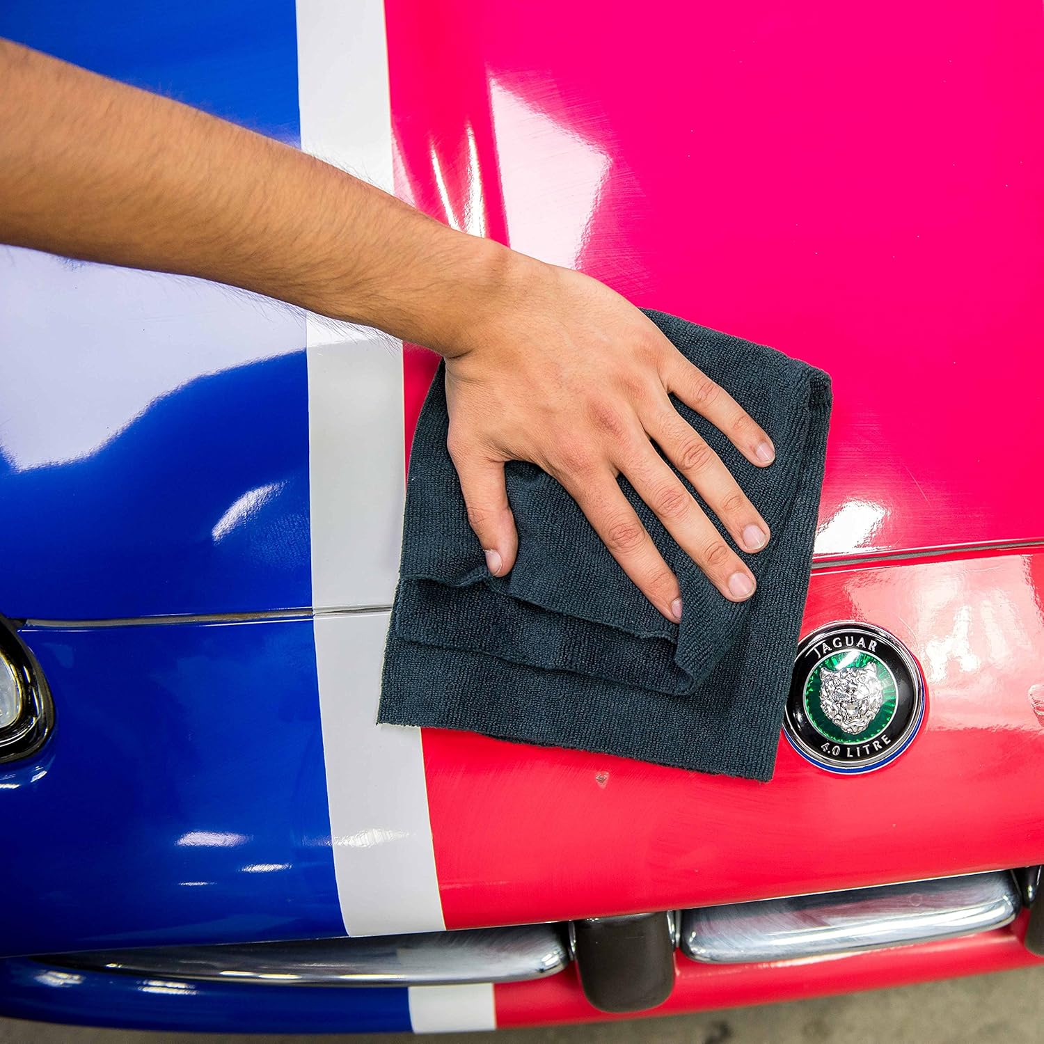 Chemical Guys MIC_805_3 Monster Edgeless Microfiber Towel, Black (16 in. x 16 in.) (Pack of 3) : Automotive