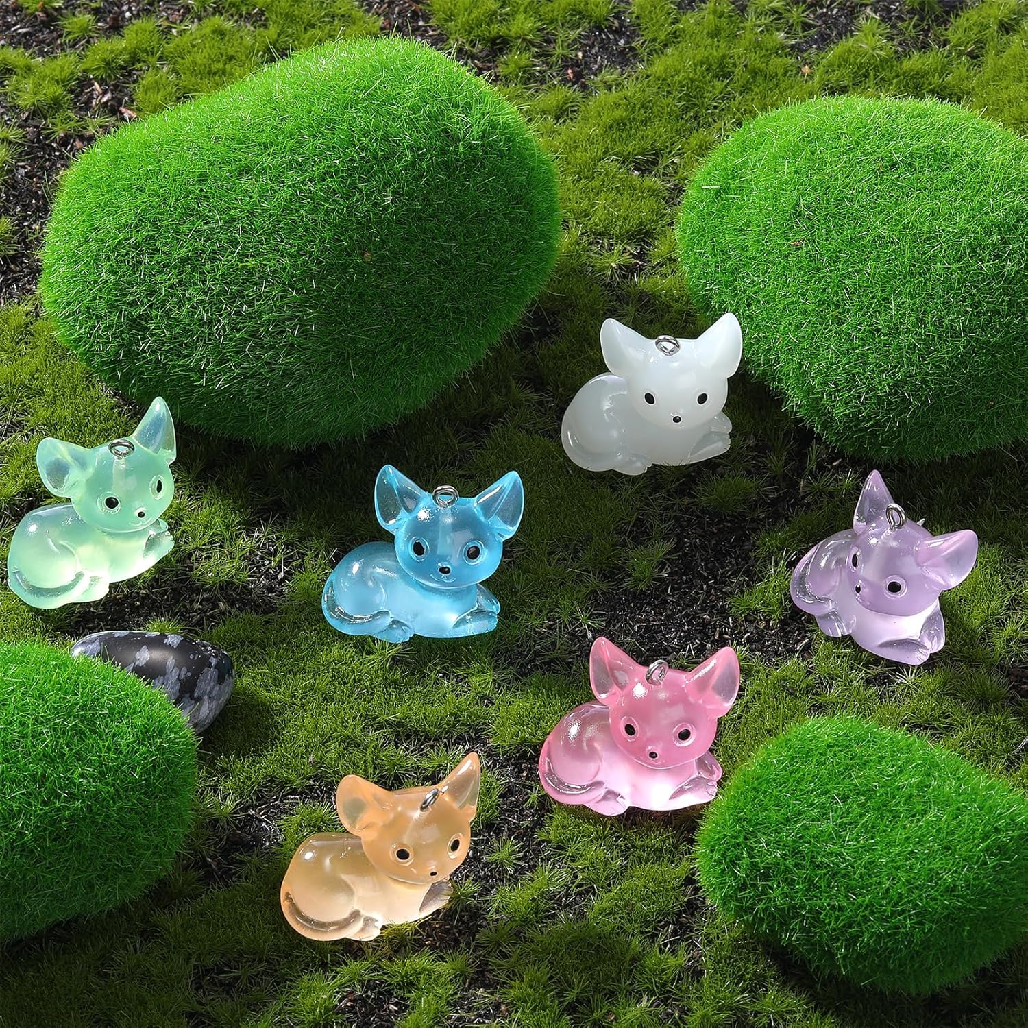 30Pcs Luminous Resin Cat Charms Glow in the Dark Mini Cat Pendants Cute Animal Charms for Bracelets Necklace Earrings Jewelry Making DIY Ornament Accessories - Image 5