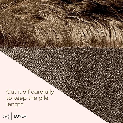 Miniatura 5 de EOVEA Cuadrado de tela de piel sintética  Pieza precortada de piel para manualidades, disfraces, decoración de bricolaje, costura y decoración,