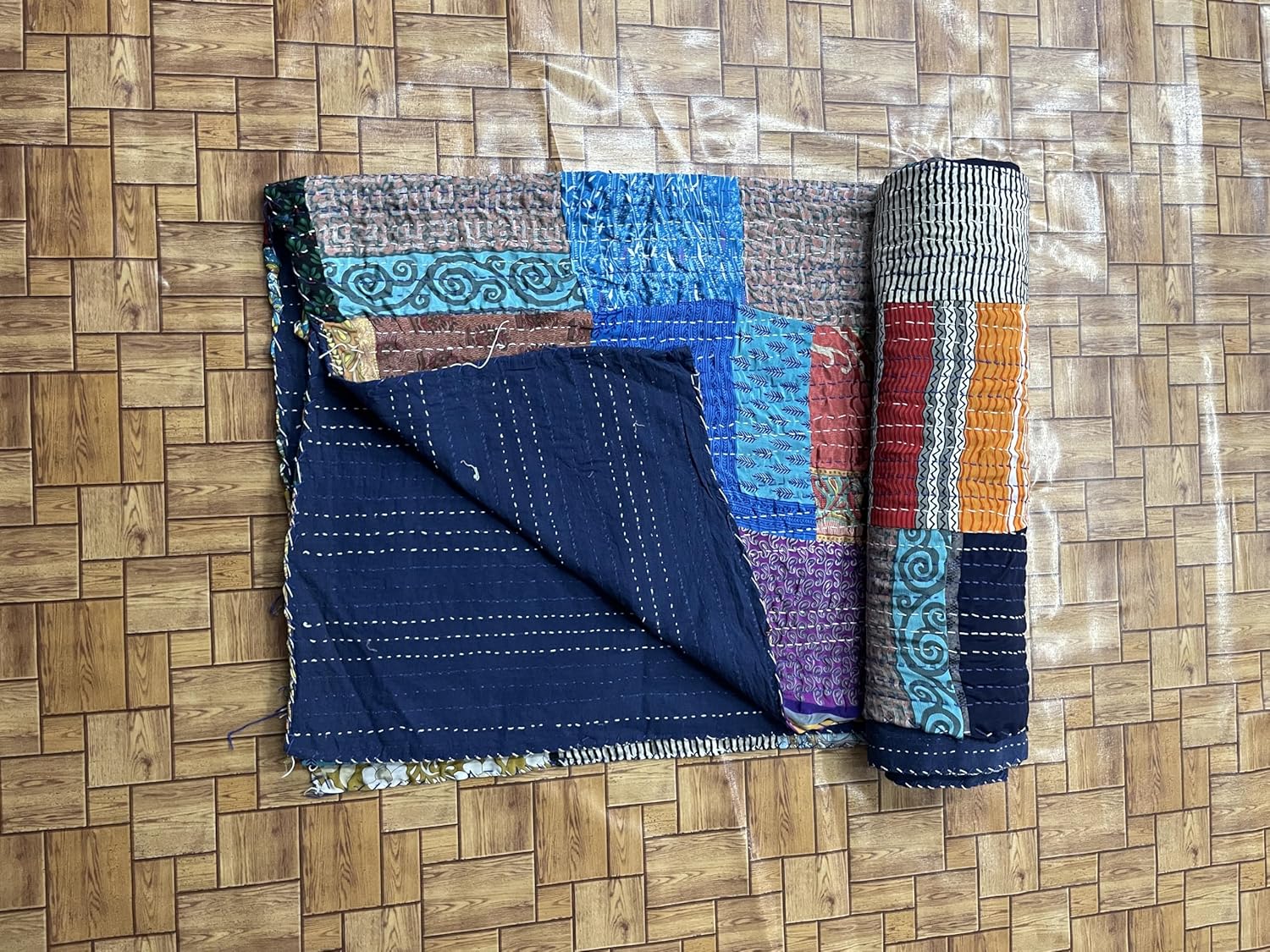 Handmade Silk Hand Stitched Patchwork Beautiful Kantha Quilt Indian Bedspread Blanket Queen Size Bedcover Gudari Home Decor KQ-62