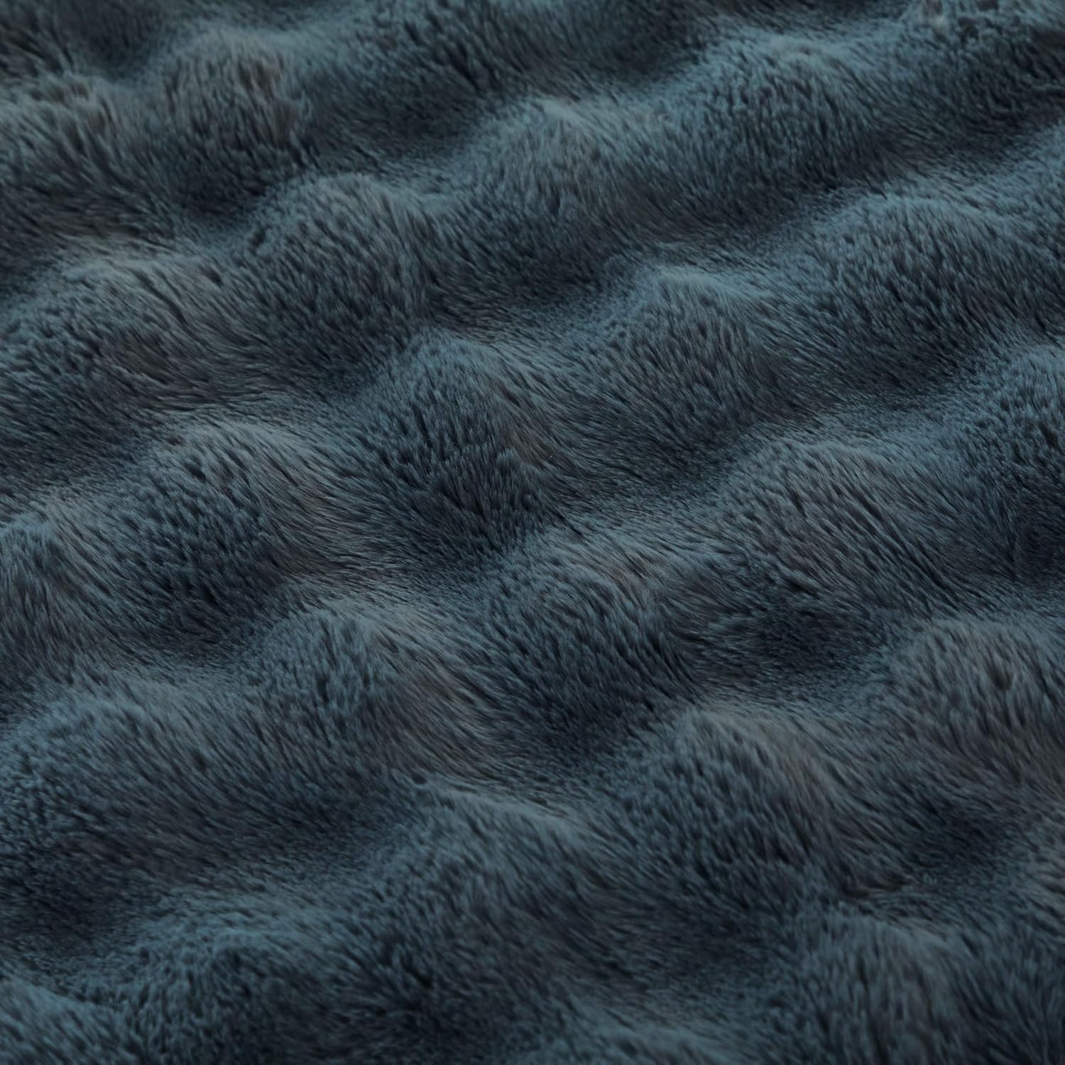 Faux Fur Throw Blanket for Couch Cozy Fuzzy Soft Plush Thick Fluffy Fleece Bubble Blanket for Sofa Bedroom Living Room, 51x63 Inches Dark Grey