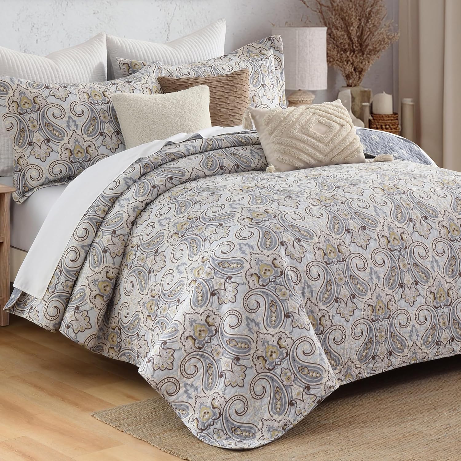 100% Cotton Queen Quilt Set – Blue Gray and Taupe Paisley Floral Bedspread, Reversible Lightweight Quilt Bedding Set with 2 Pillow Shams, All Season Coverlet, 90" × 98"