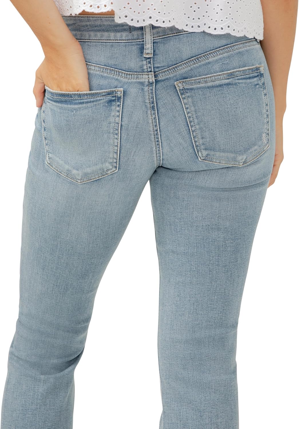 Silver Jeans Co. Women's Britt Low Rise Curvy Fit Slim Bootcut Jeans - Image 4